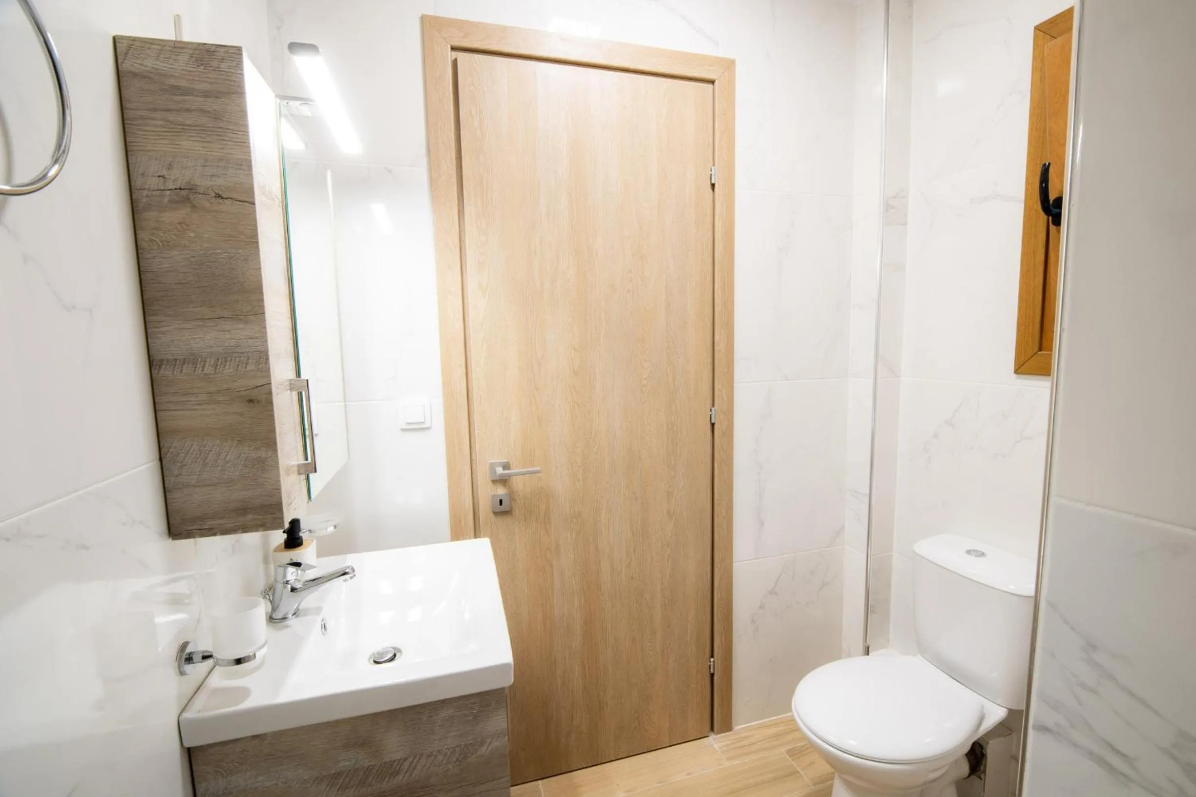 Shower in EPOS hotel