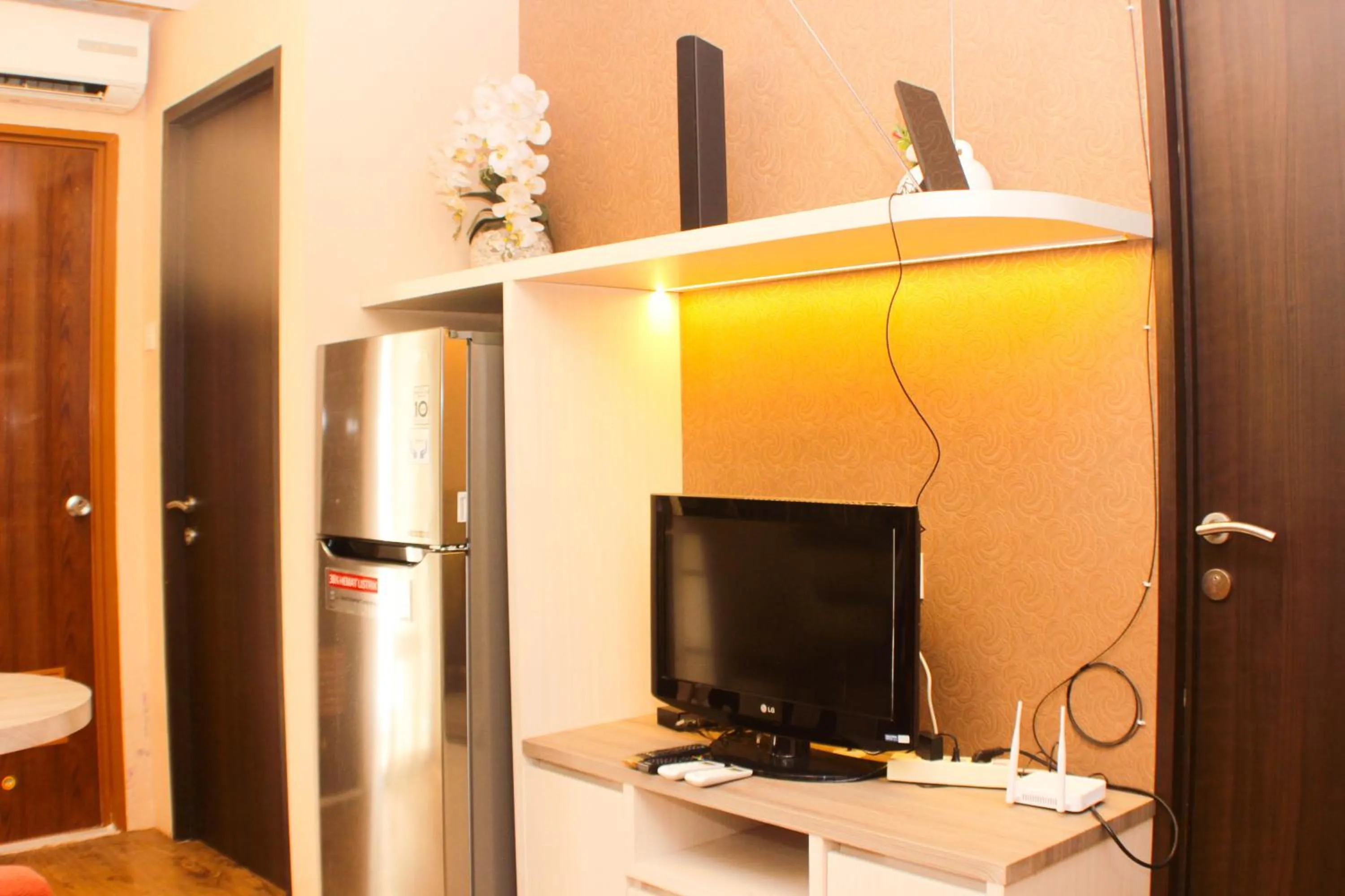 Strategic and Simply 2BR at Bassura City Apartment By Travelio