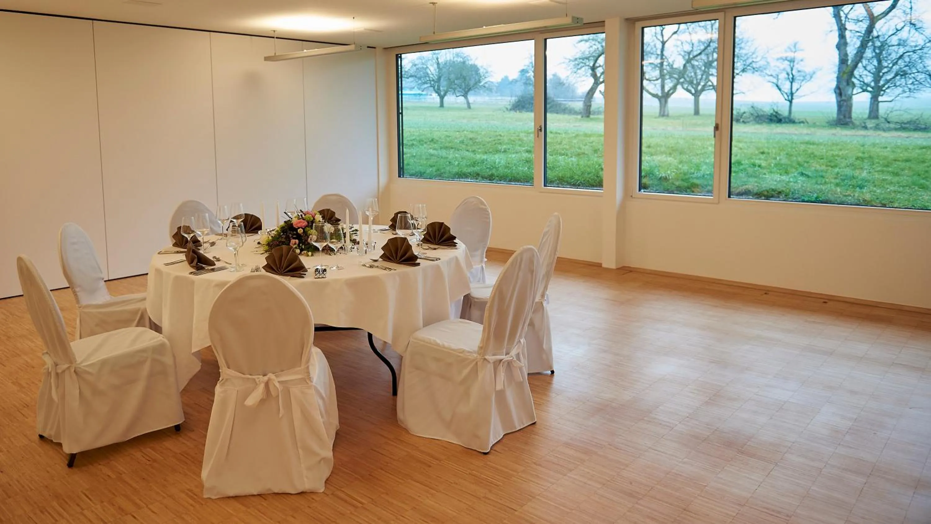 Restaurant/places to eat in Klosterhotel Kreuz