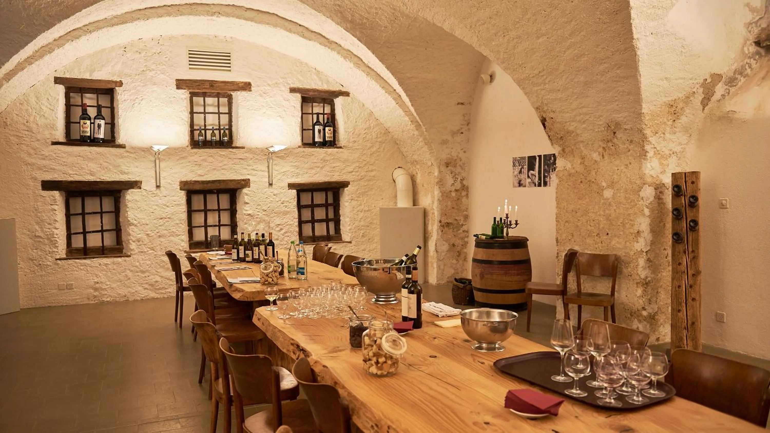 Restaurant/places to eat in Klosterhotel Kreuz