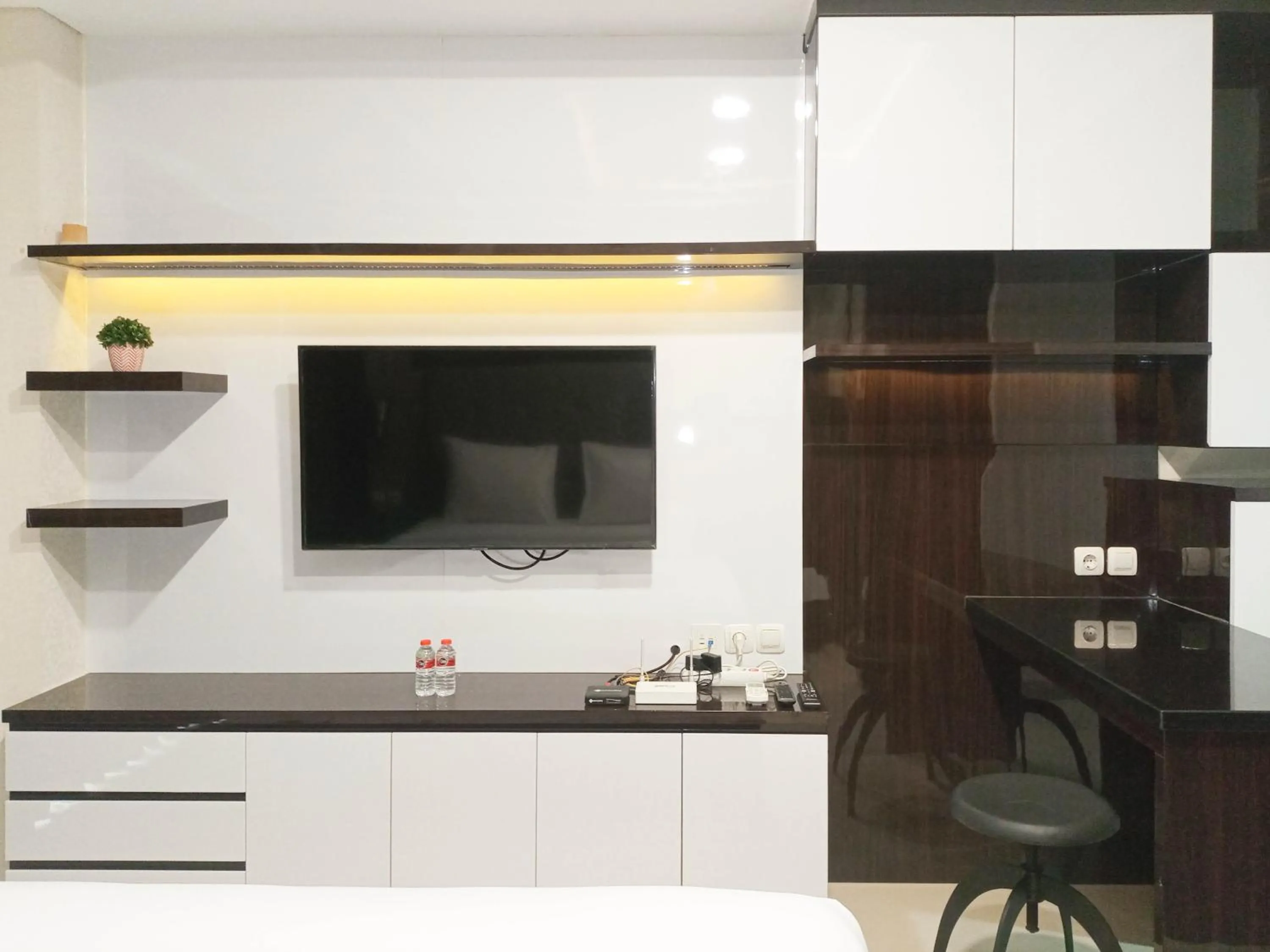 Luxury Studio at Patraland Amarta Apartment By Travelio