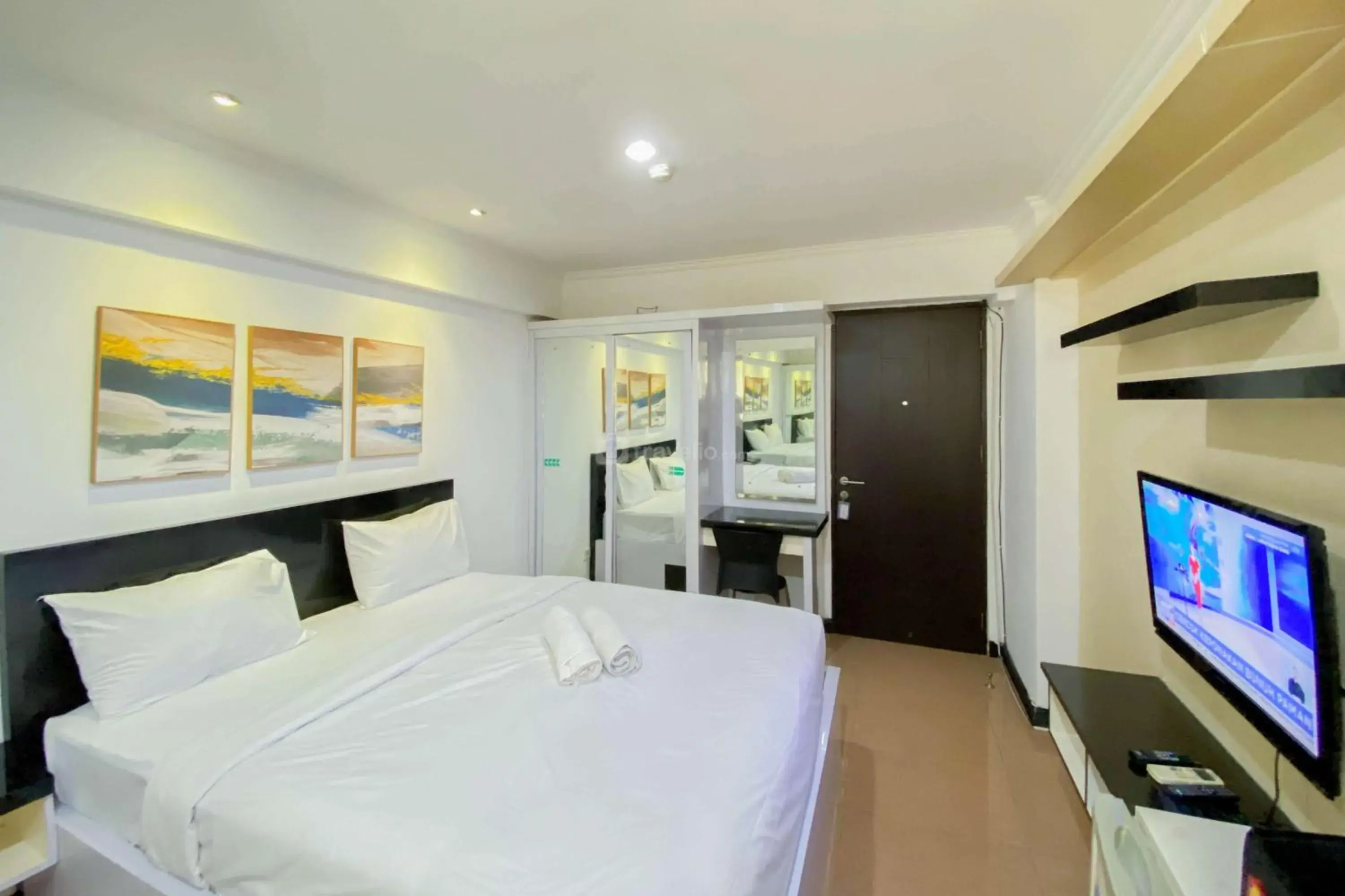 Studio Apartment in Comfortable Stay Studio at Kebagusan City Apartment By Travelio Studio Apartment in Comfortable Stay Studio at Kebagusan City Apartment By Travelio
