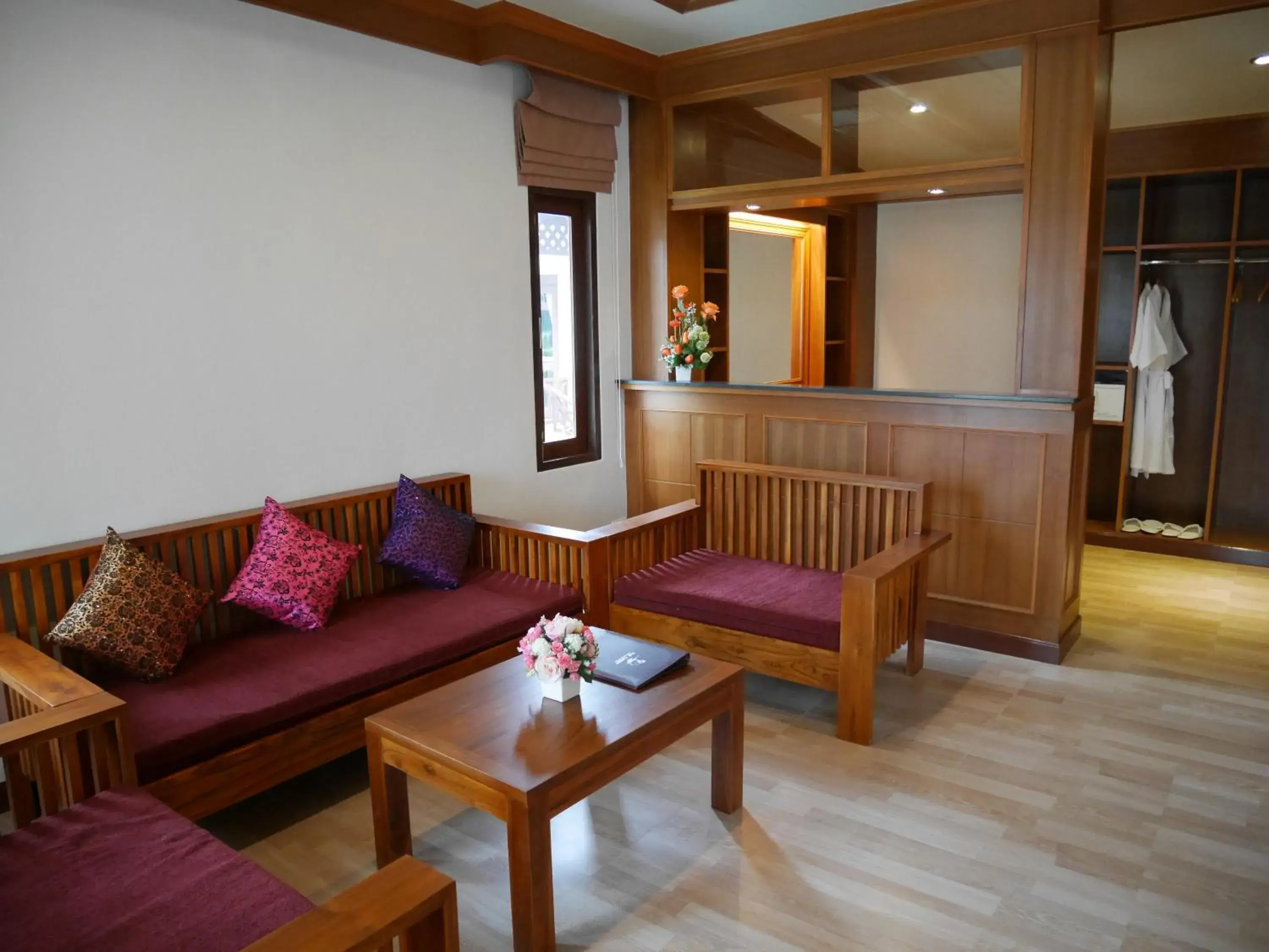 Living room in The Sunset Beach Resort - Koh Kho Khao Living room in The Sunset Beach Resort - Koh Kho Khao