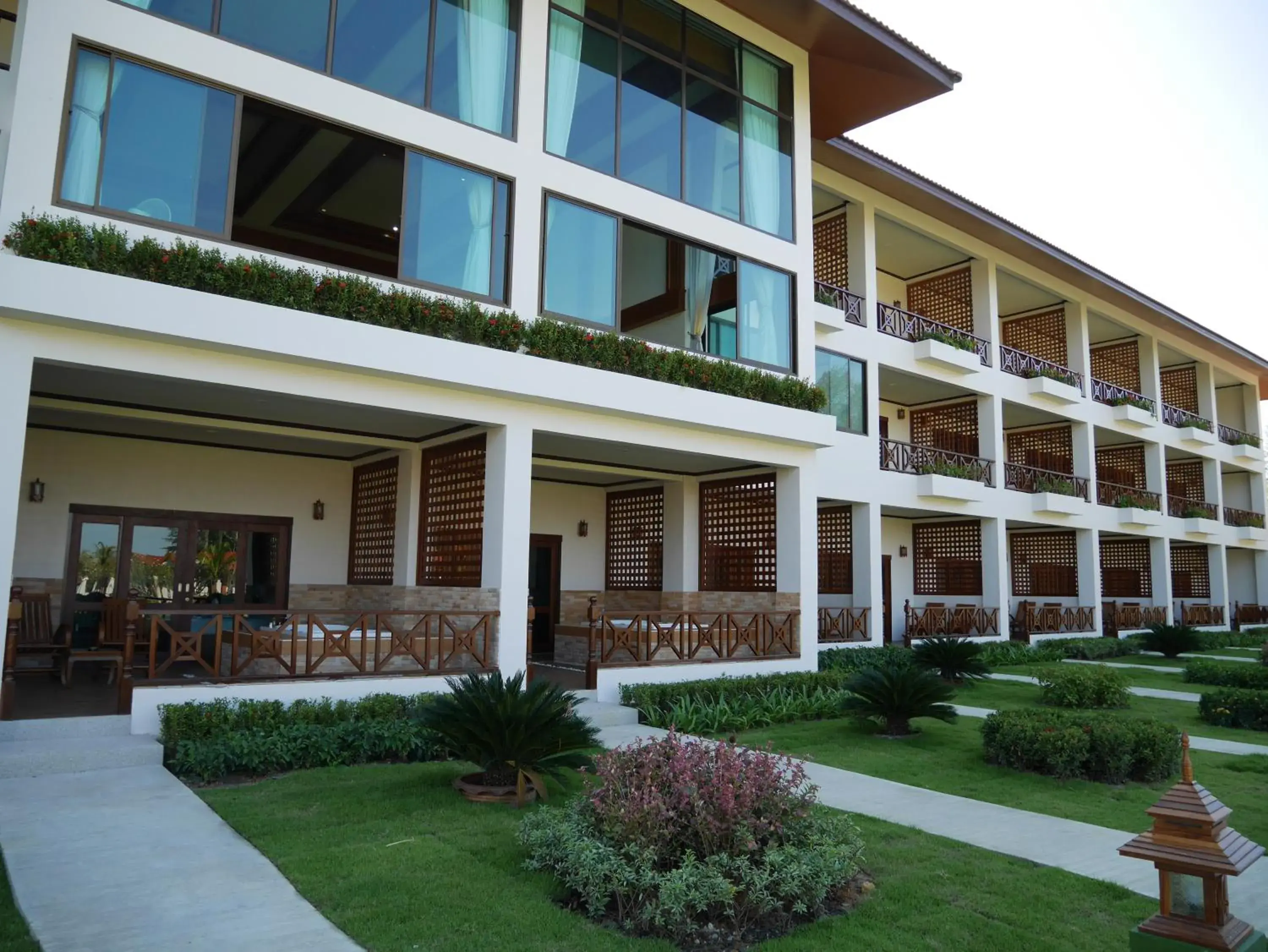 Facade/entrance in The Sunset Beach Resort - Koh Kho Khao Facade/entrance in The Sunset Beach Resort - Koh Kho Khao