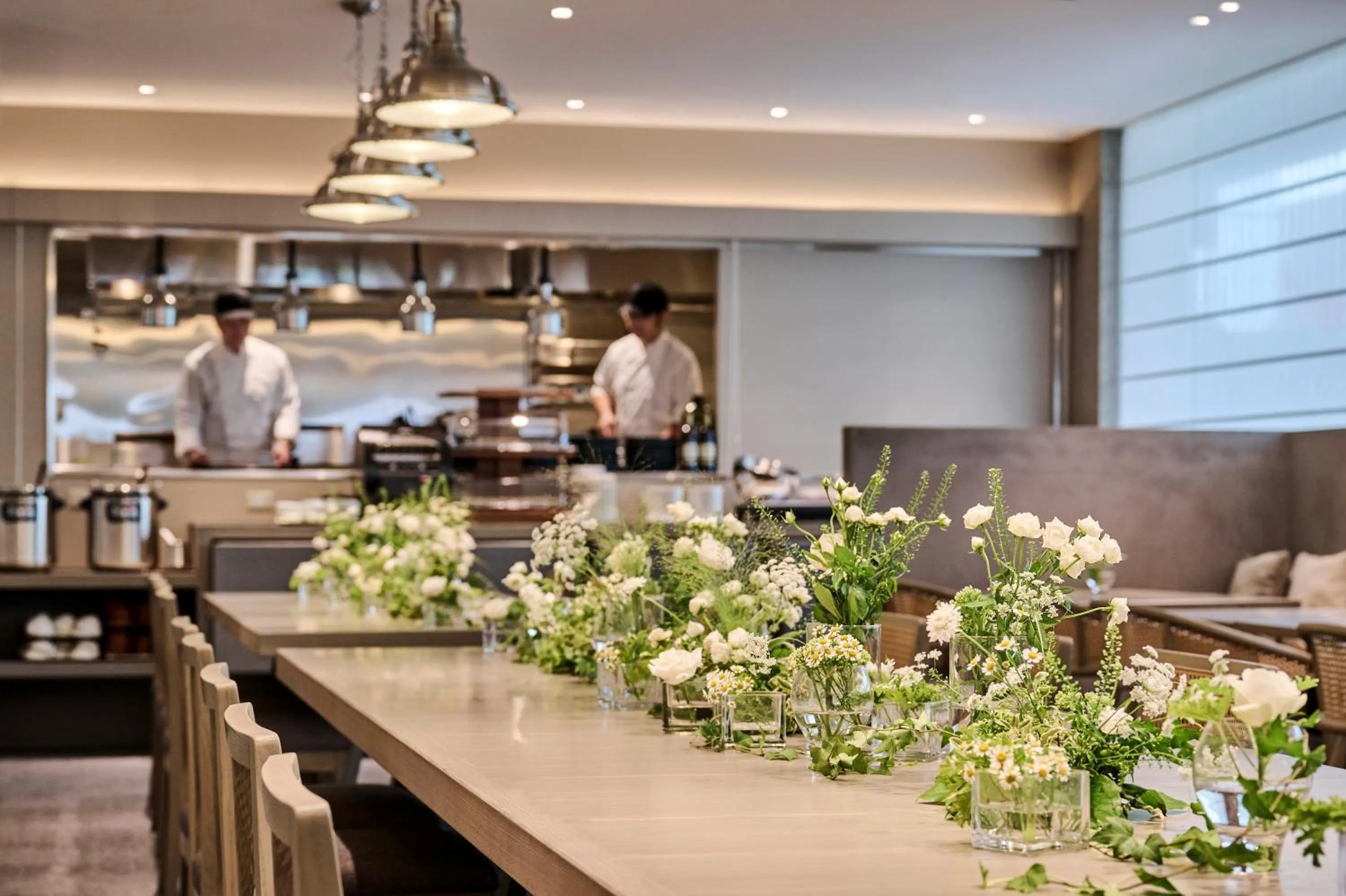 Restaurant/places to eat in Hotel Flora Funabashi