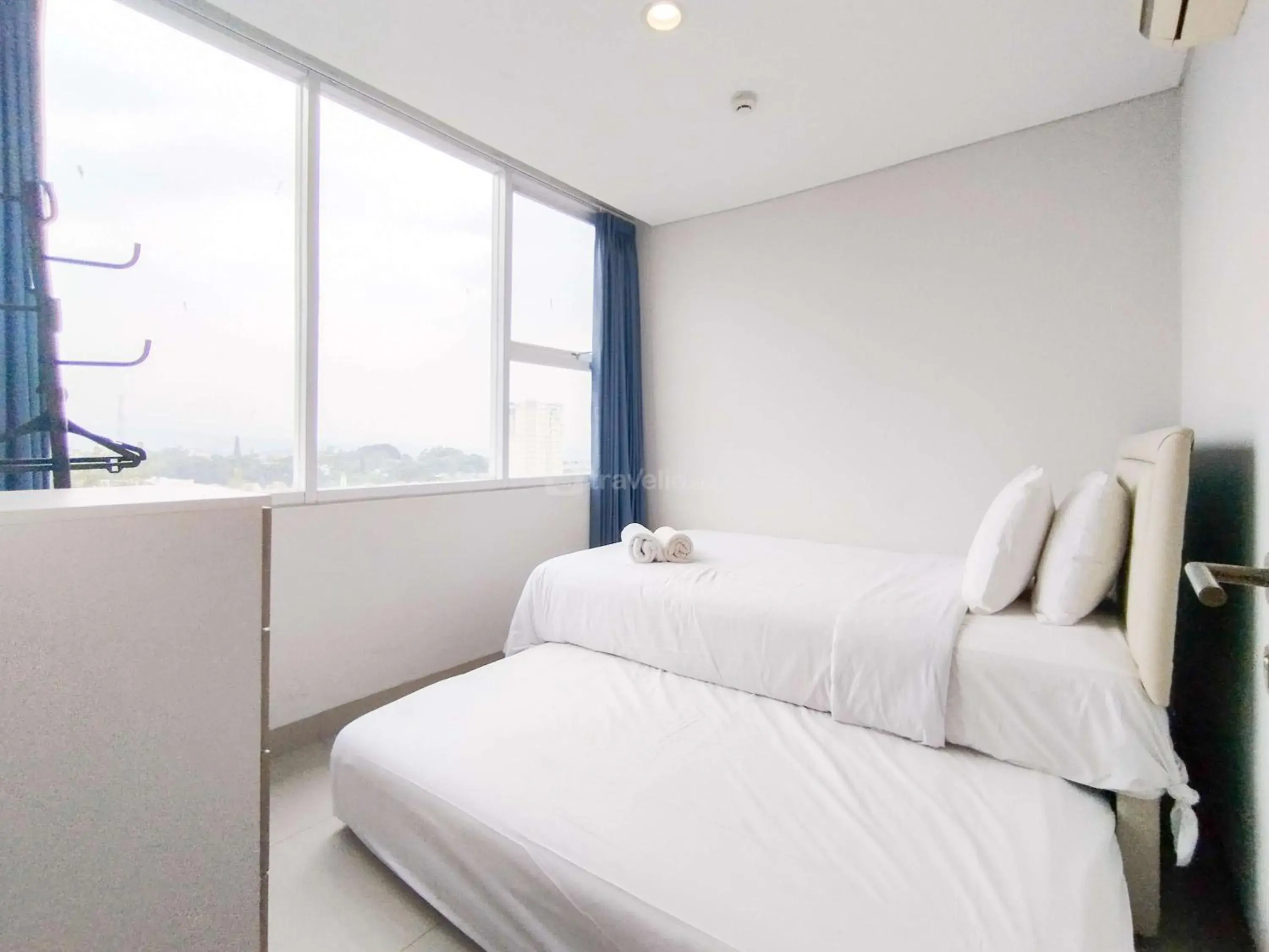 Tranquil Designed 2BR Apartment Dago Suites By Travelio Tranquil Designed 2BR Apartment Dago Suites By Travelio