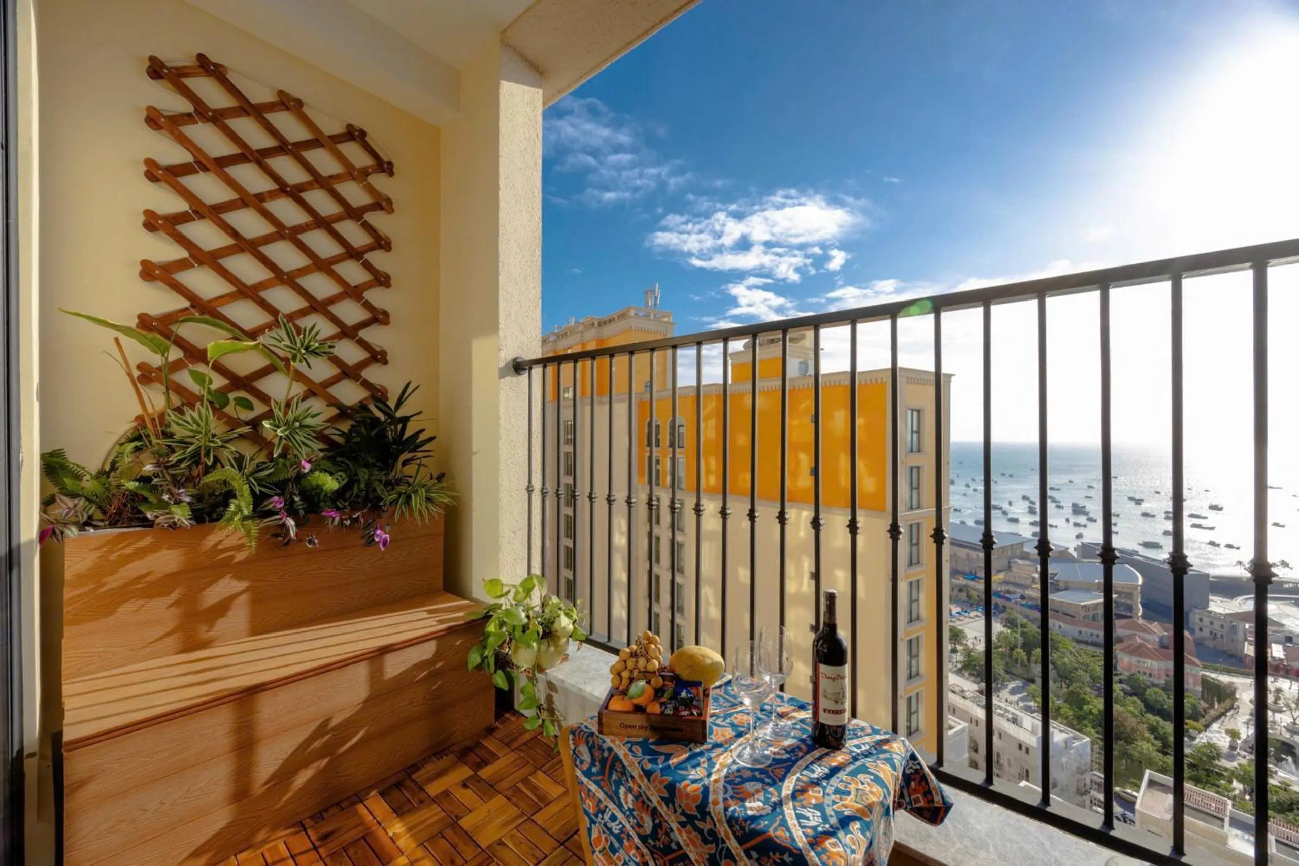 Balcony/Terrace in Elyday Apartment Hillside Phu Quoc - Sea & Firework view