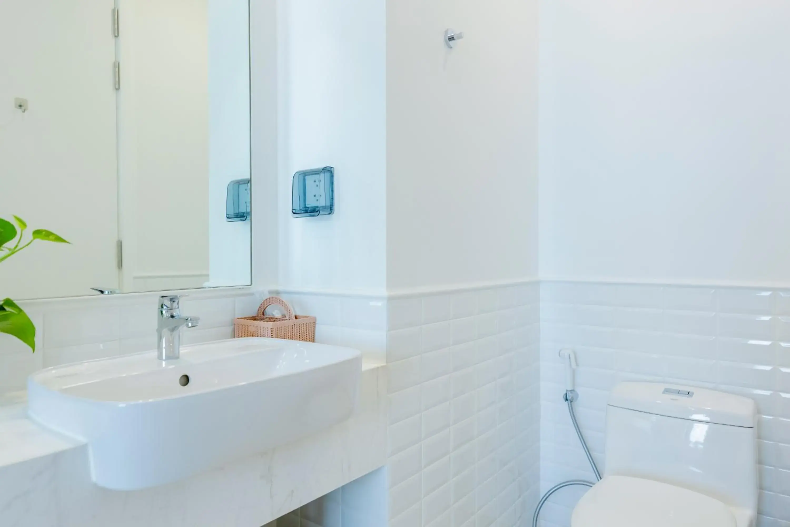 Bathroom in Elyday Apartment Hillside Phu Quoc - Sea & Firework view Bathroom in Elyday Apartment Hillside Phu Quoc - Sea & Firework view