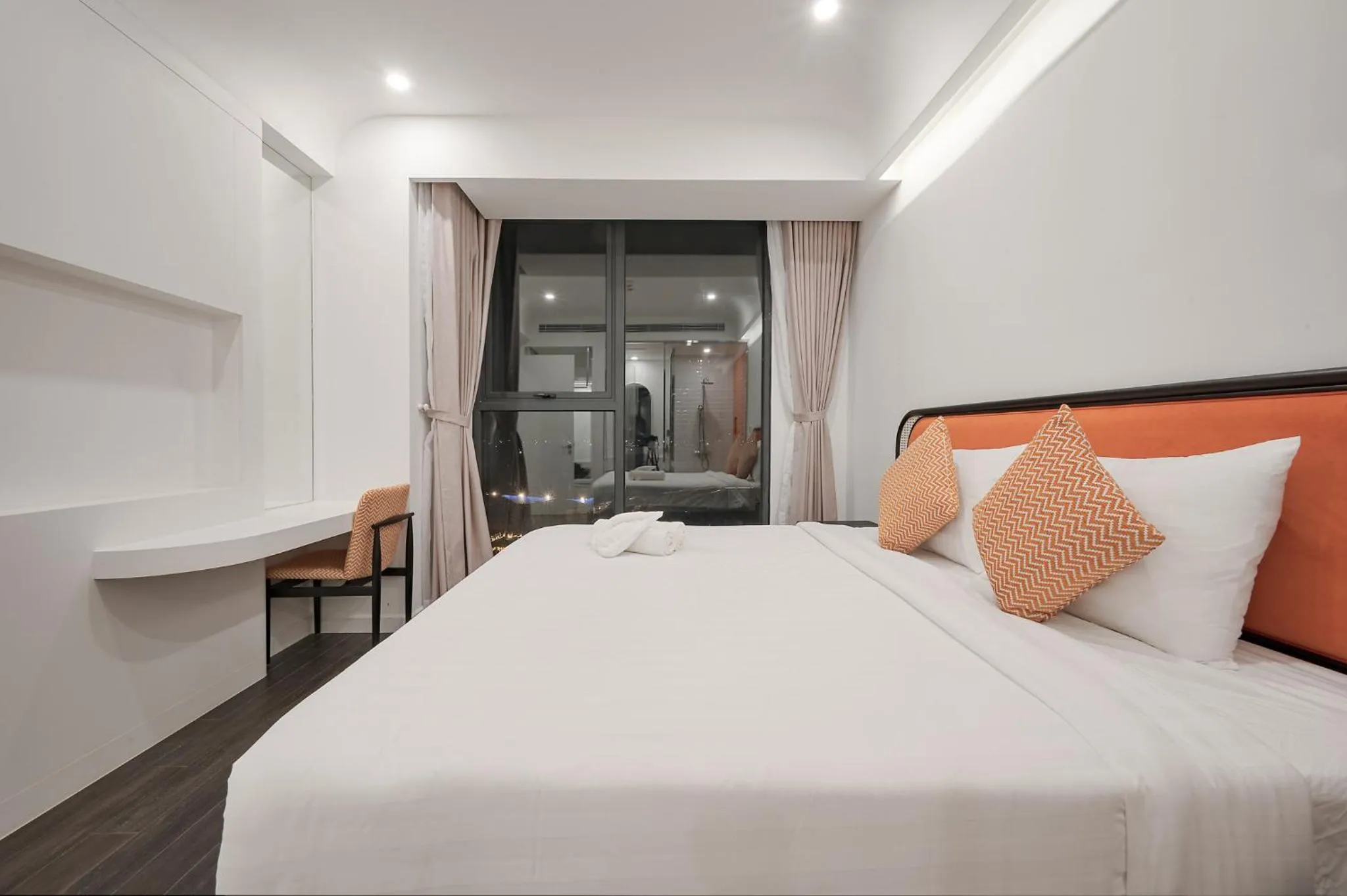 Bedroom, Bed in Elyday Apartment Hillside Phu Quoc - Sea & Firework view