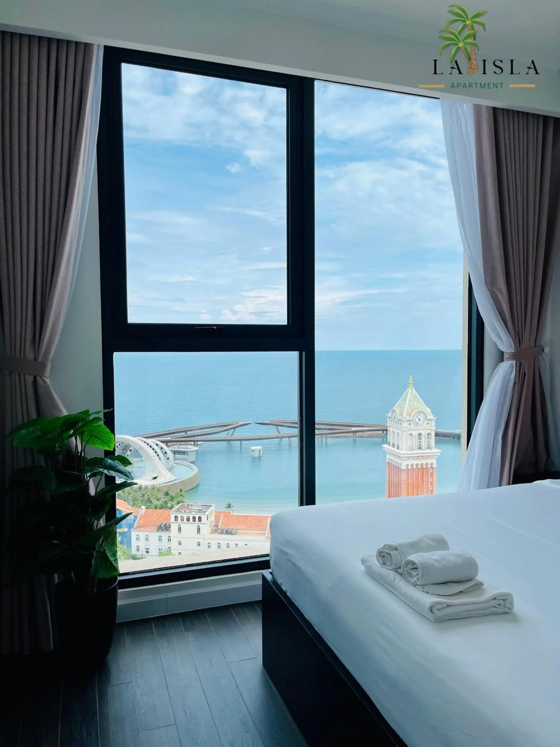 Photo of the whole room, Bed in Elyday Apartment Hillside Phu Quoc - Sea & Firework view