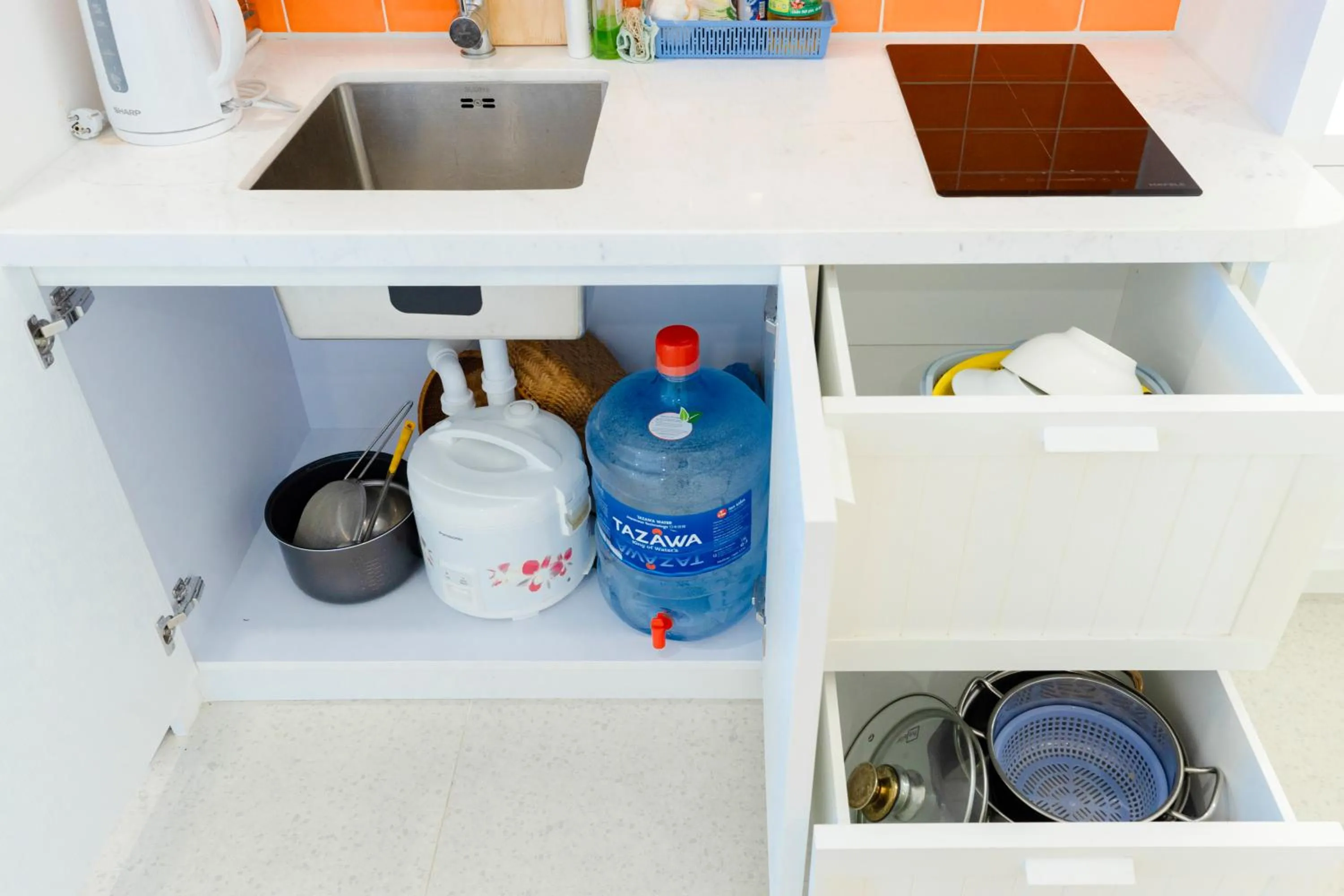 Kitchen or kitchenette in Elyday Apartment Hillside Phu Quoc - Sea & Firework view