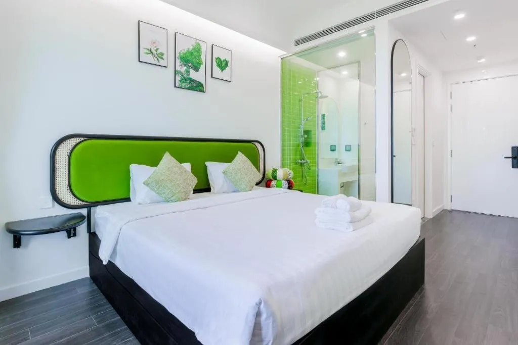 Bed in Elyday Apartment Hillside Phu Quoc - Sea & Firework view