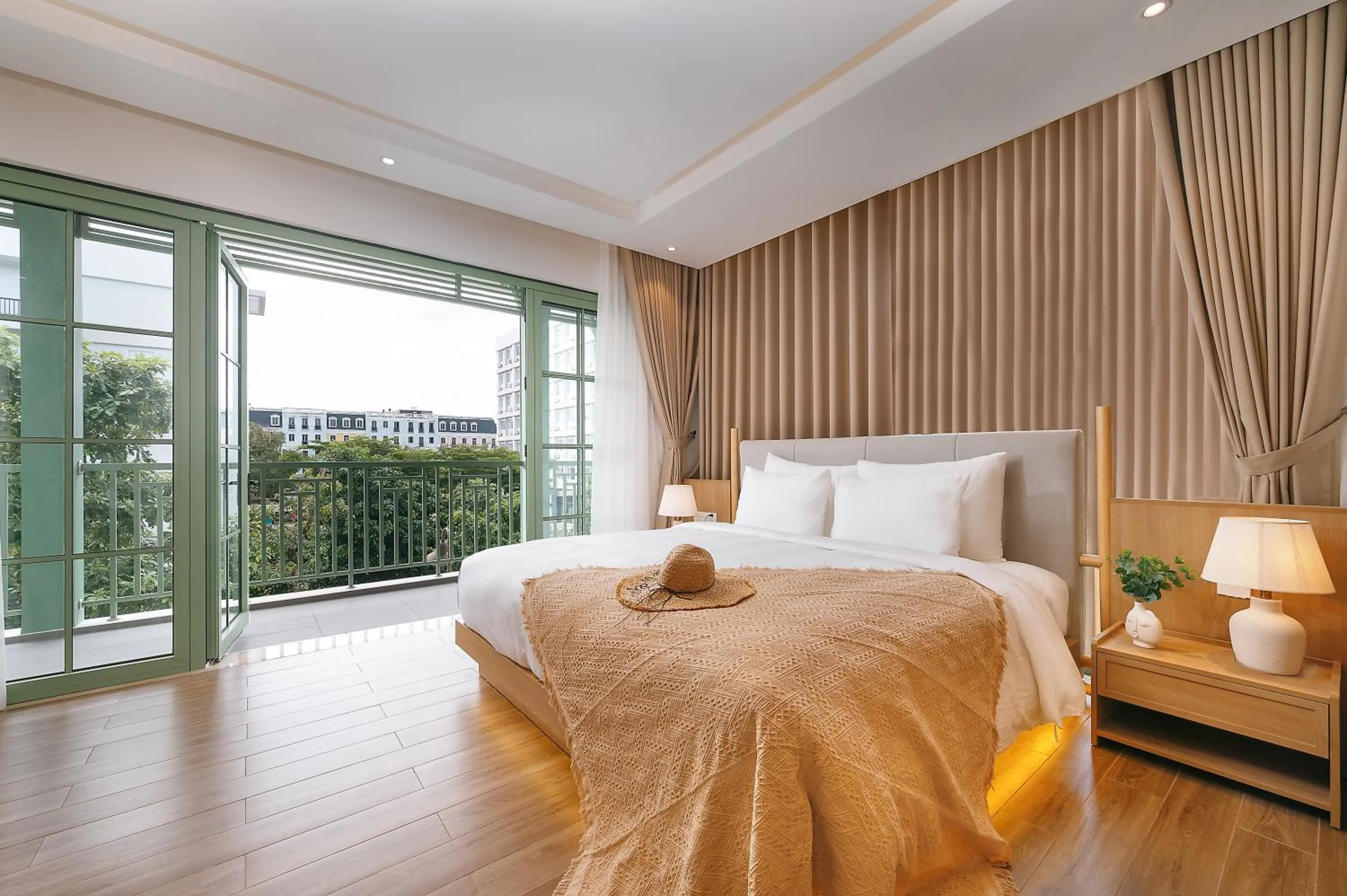Bedroom, Bed in Elyday Apartment Hillside Phu Quoc - Sea & Firework view