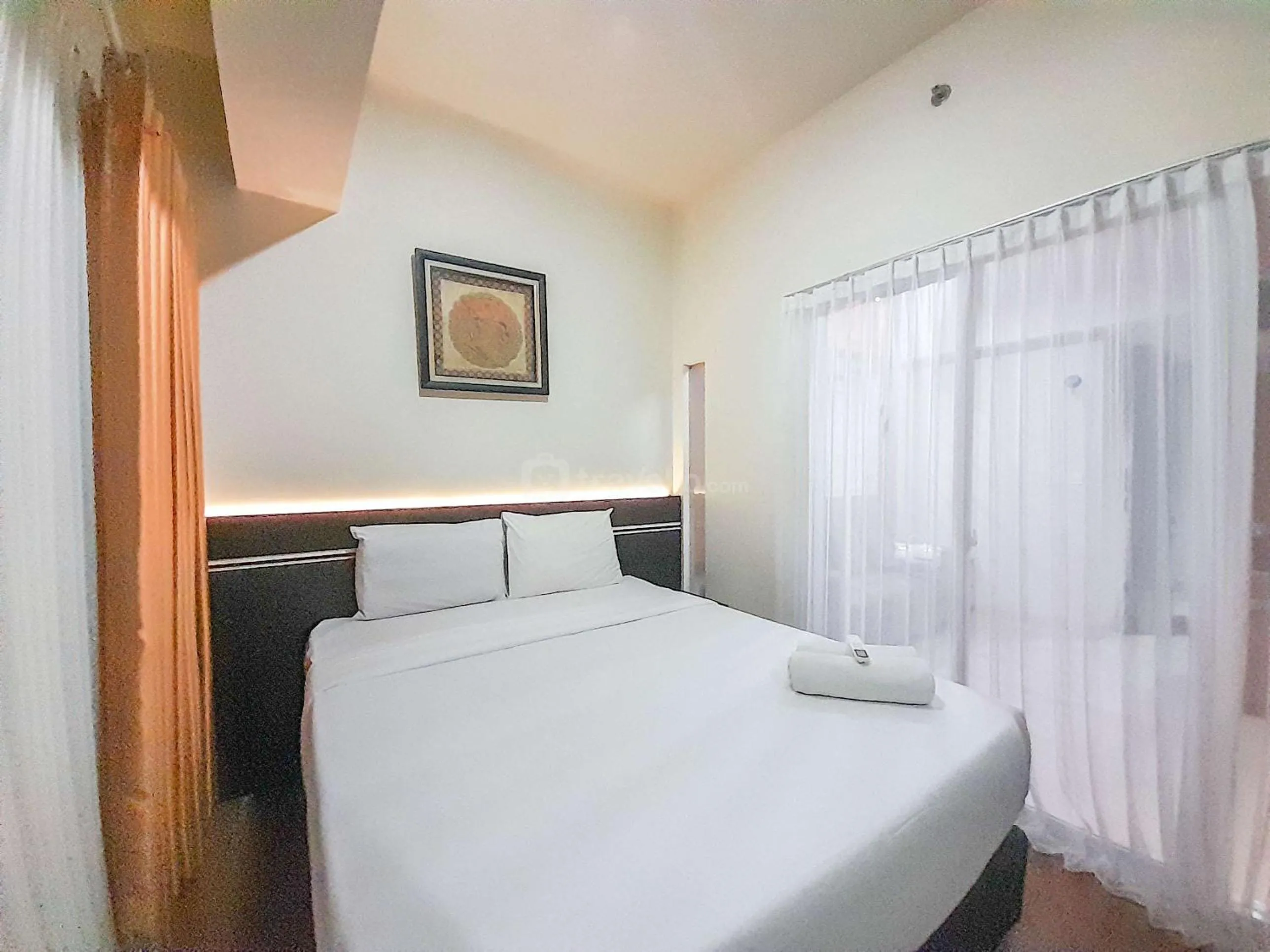 One-Bedroom Apartment in Brand New and Good Simply 1BR at Uttara The Icon Apartment By Travelio