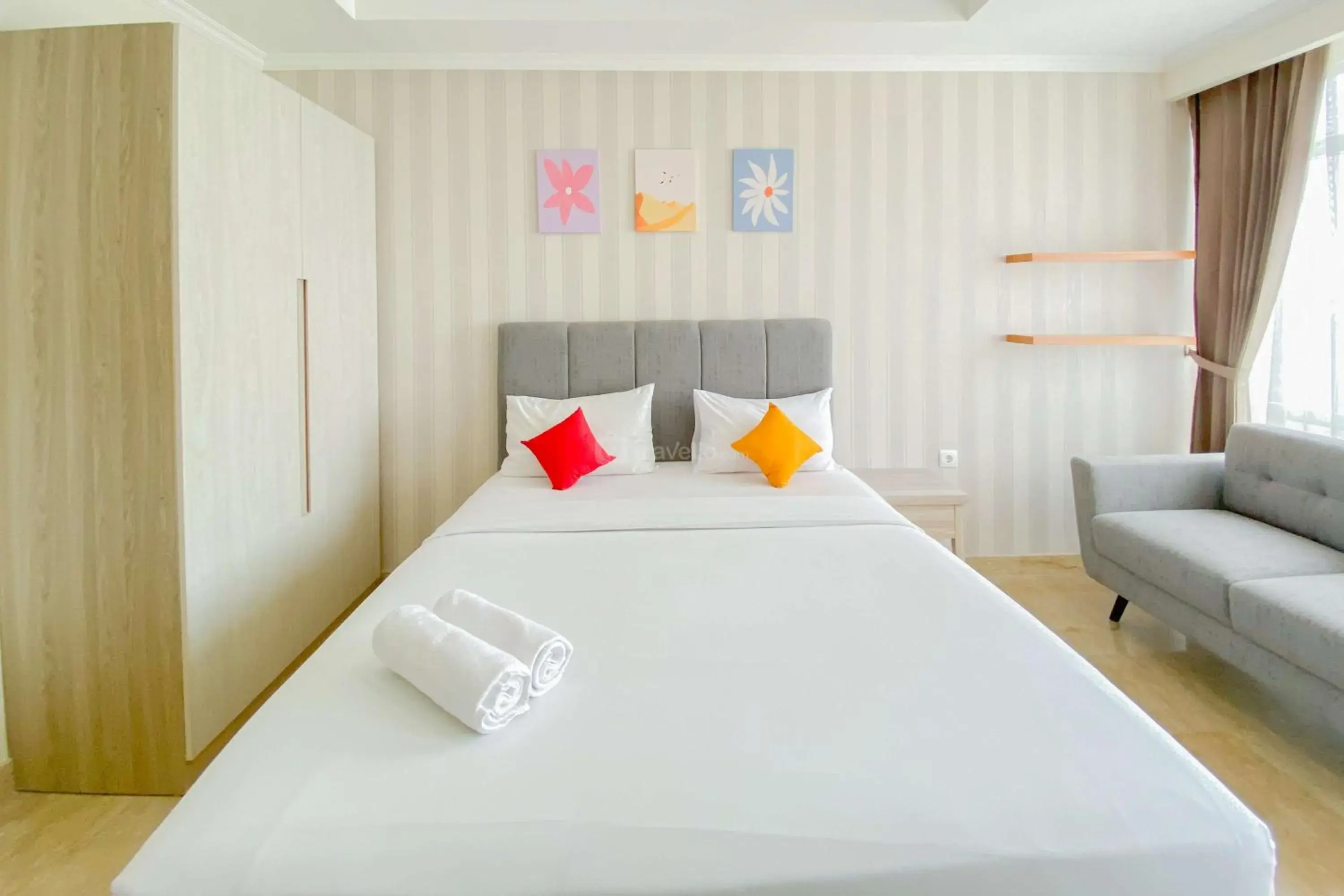 Good Choice and Elegant Studio Menteng Park Apartment By Travelio Good Choice and Elegant Studio Menteng Park Apartment By Travelio