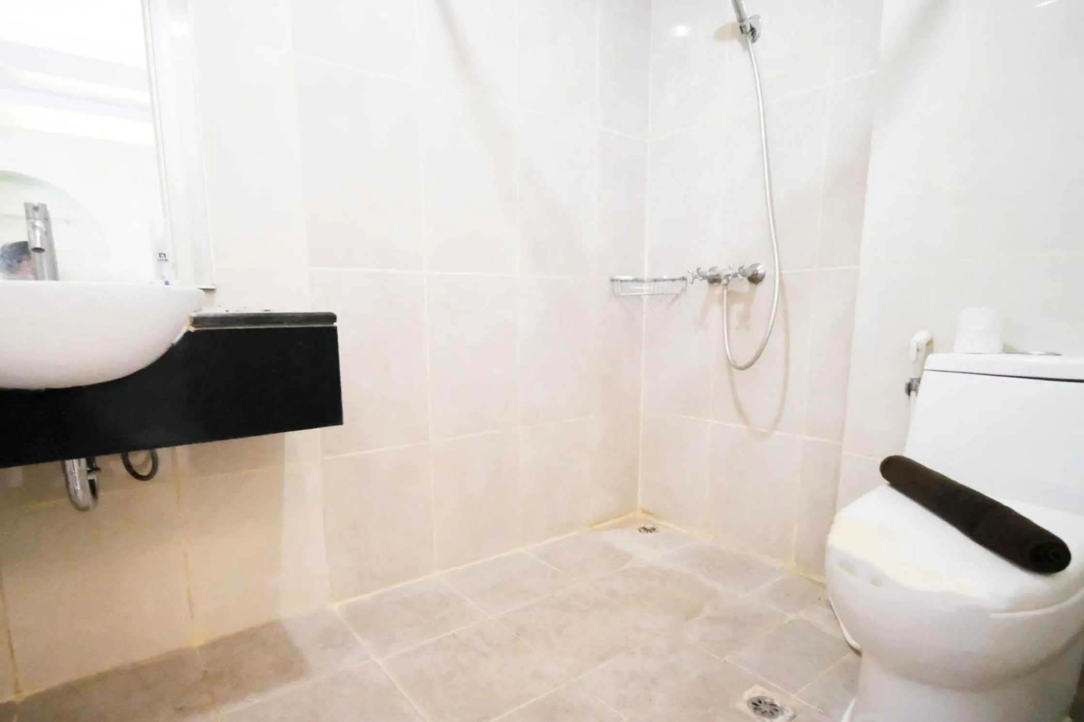 Strategic and Comfy 2BR Apartment at Trillium Residence By Travelio