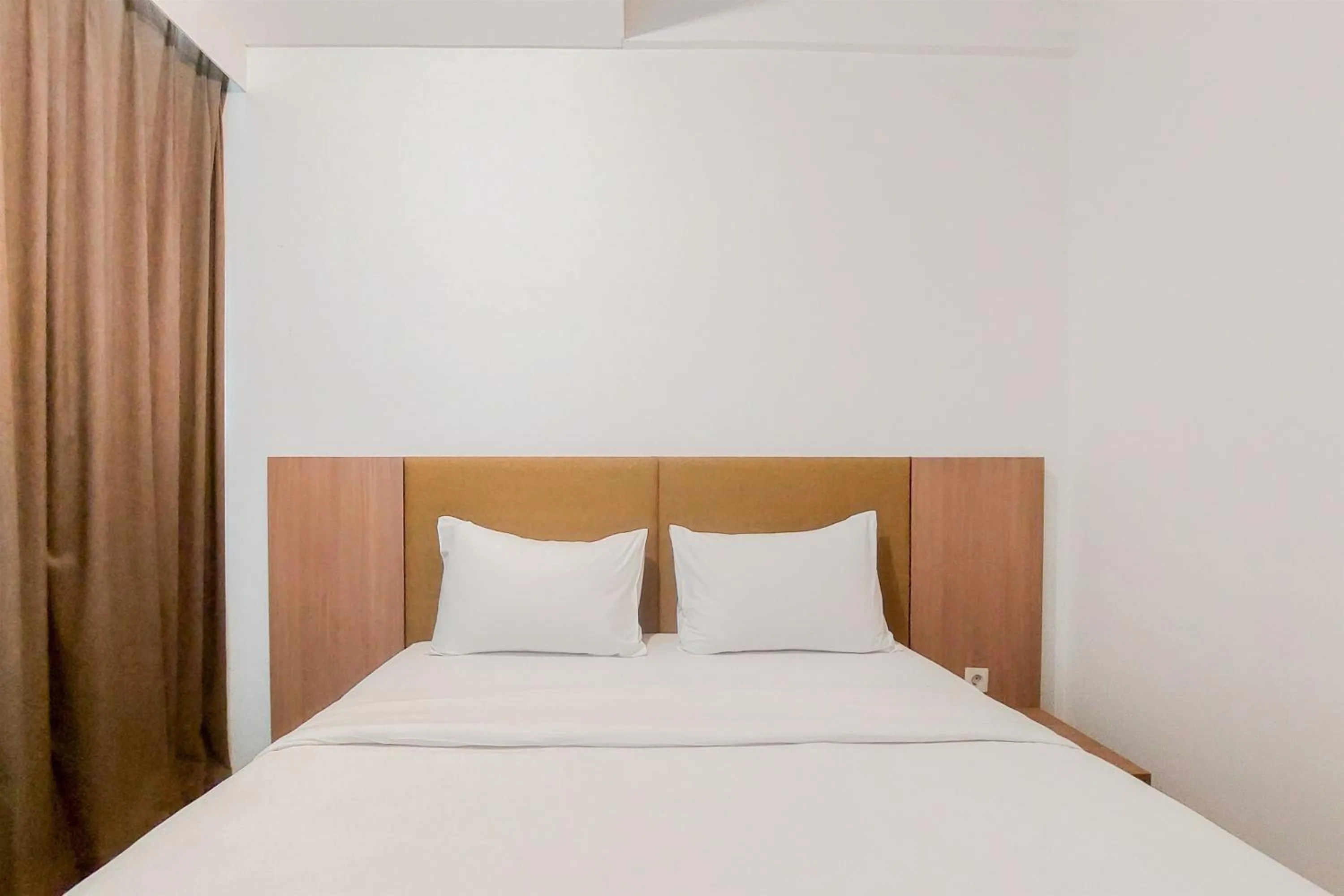Best Deal and Homey Studio Apartment Tree Park City Cikokol By Travelio