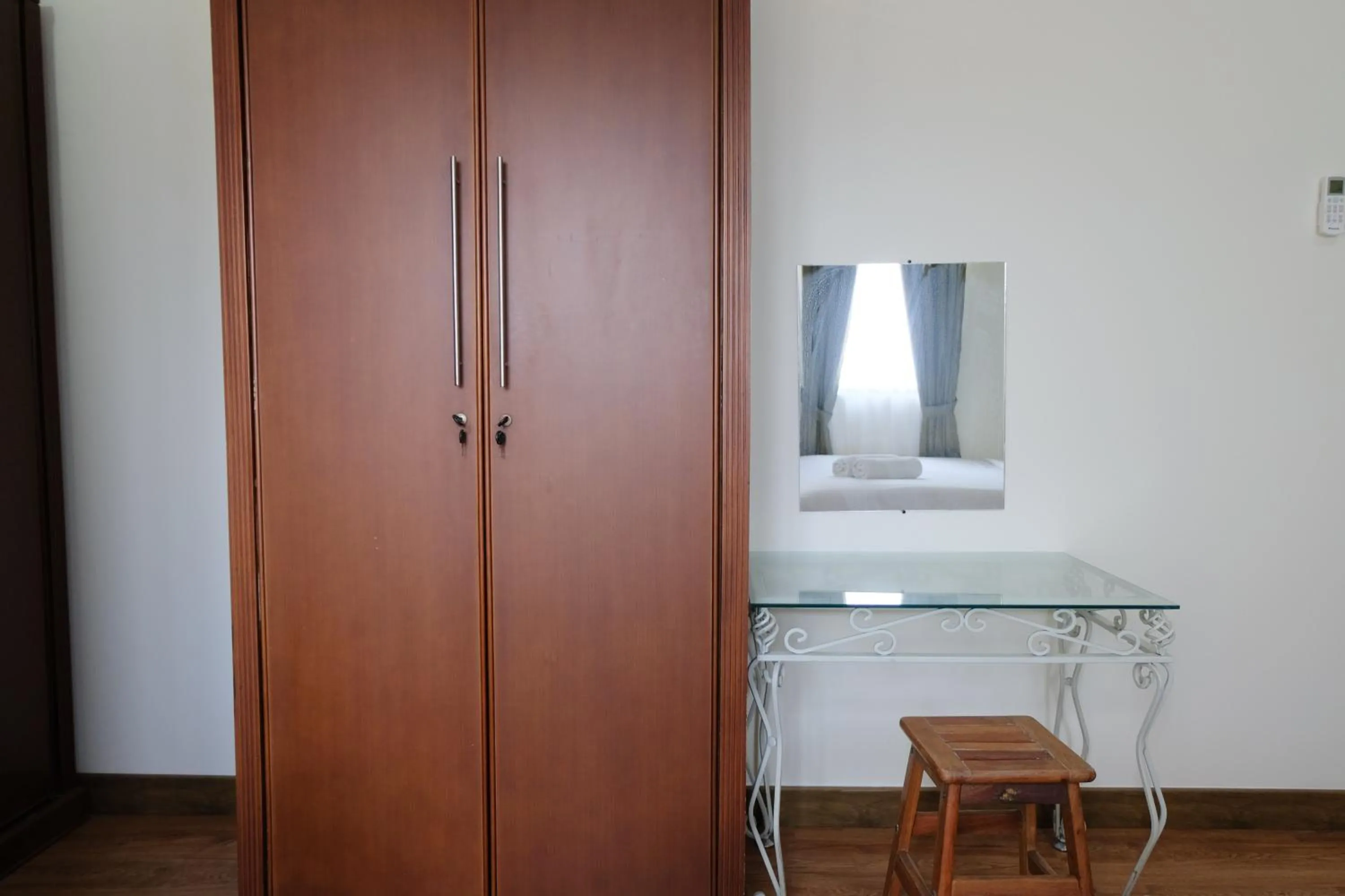 Spacious and Modern 3BR Apartment at Gateway Ahmad Yani Cicadas By Travelio