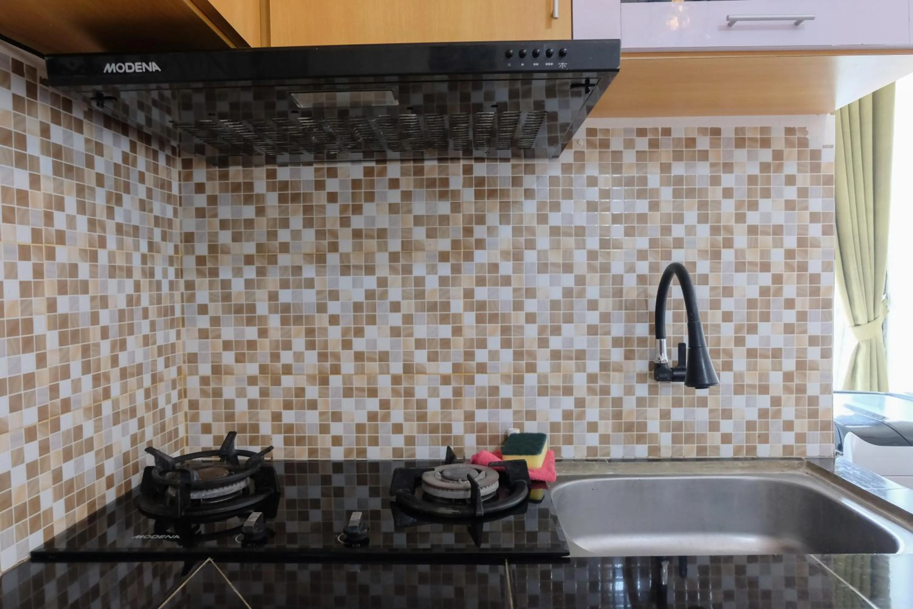 Spacious and Modern 3BR Apartment at Gateway Ahmad Yani Cicadas By Travelio