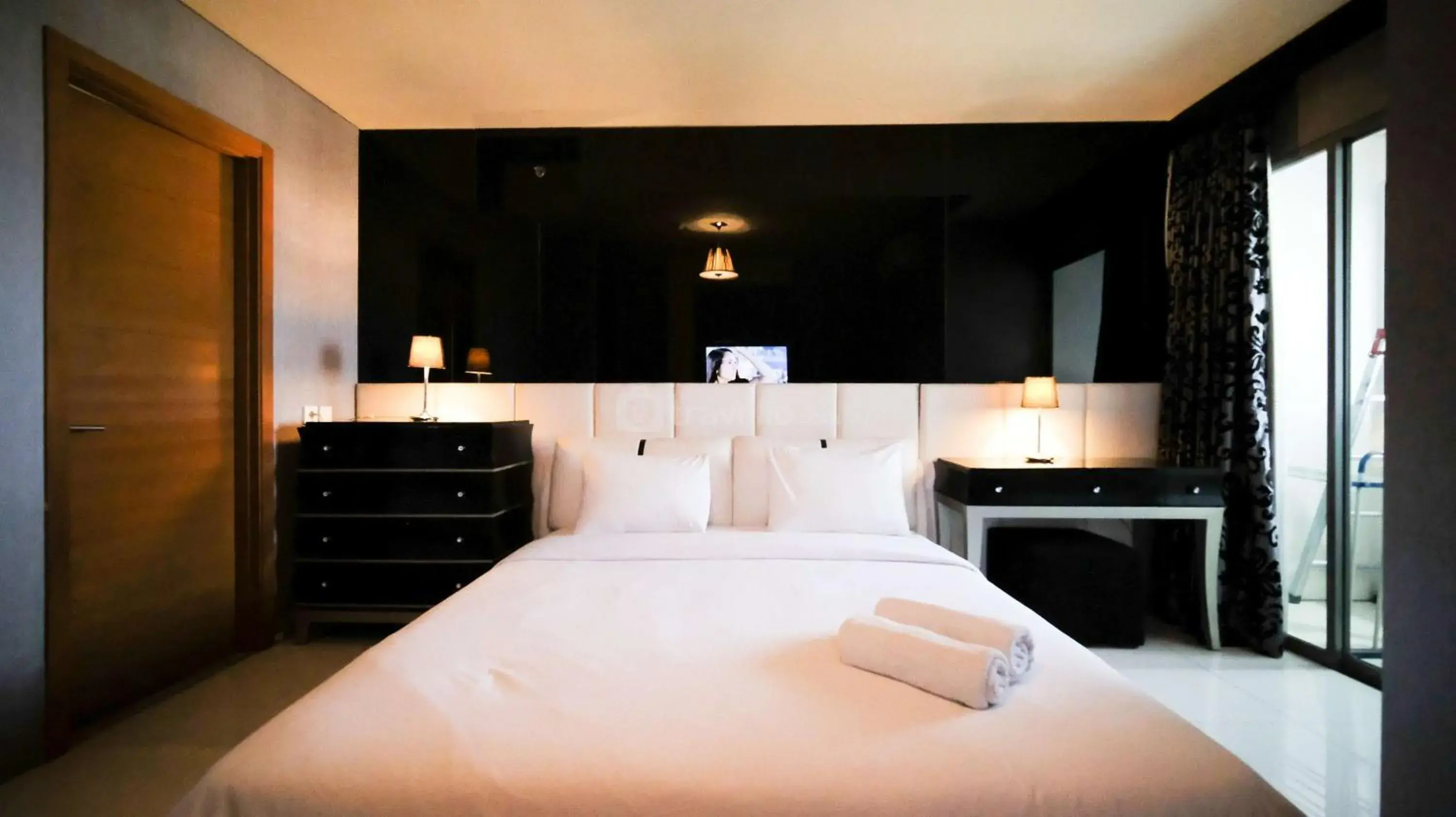 Two-Bedroom Apartment in Spacious and Comfy 2BR Apartment at Aryaduta Residence Surabaya By Travelio Two-Bedroom Apartment in Spacious and Comfy 2BR Apartment at Aryaduta Residence Surabaya By Travelio