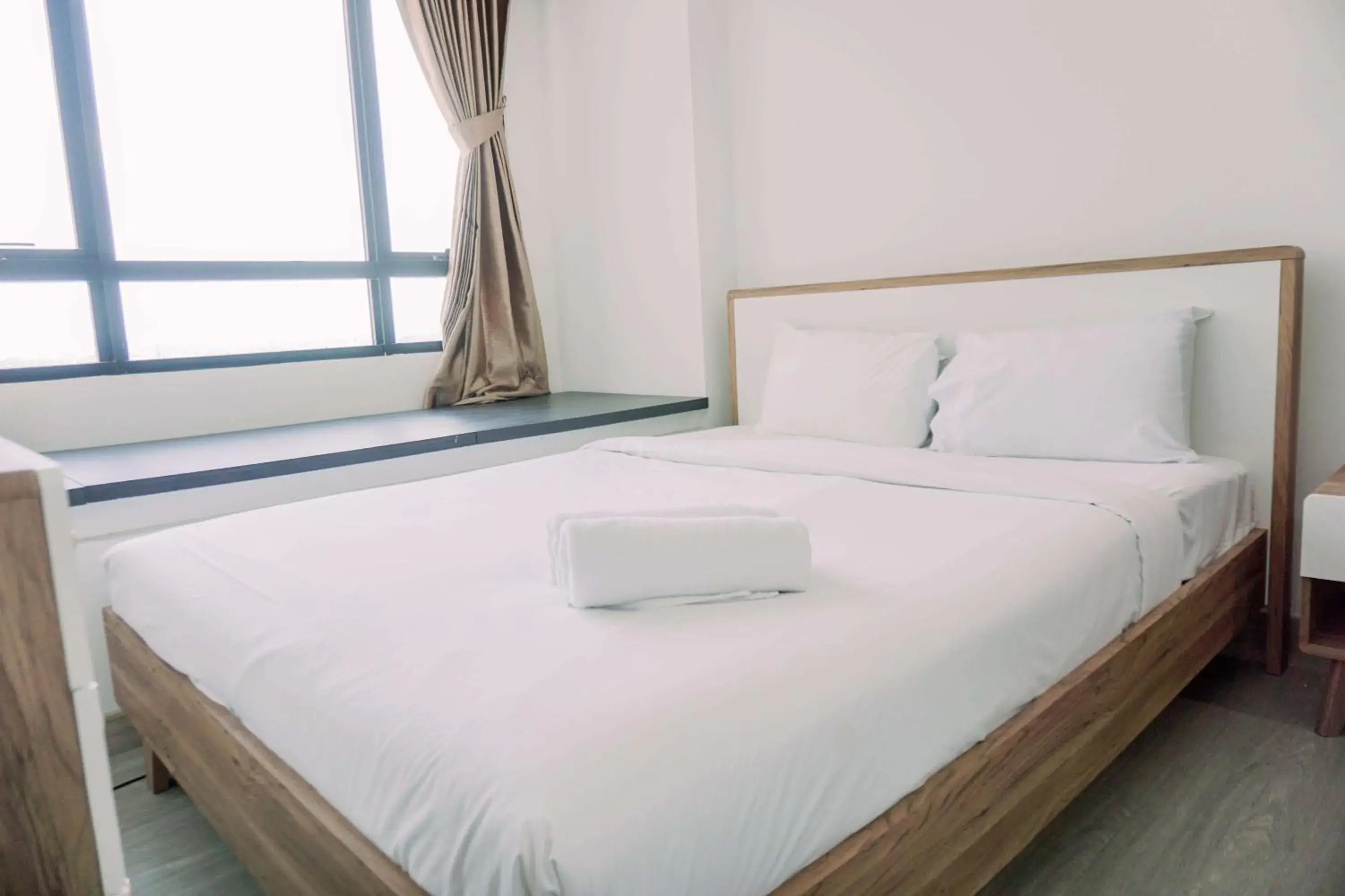 Homey and Comfort Living Studio Collins Boulevard Apartment By Travelio Homey and Comfort Living Studio Collins Boulevard Apartment By Travelio