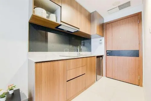 Comfort Living and Homey 1BR The Smith Alam Sutera Apartment By Travelio