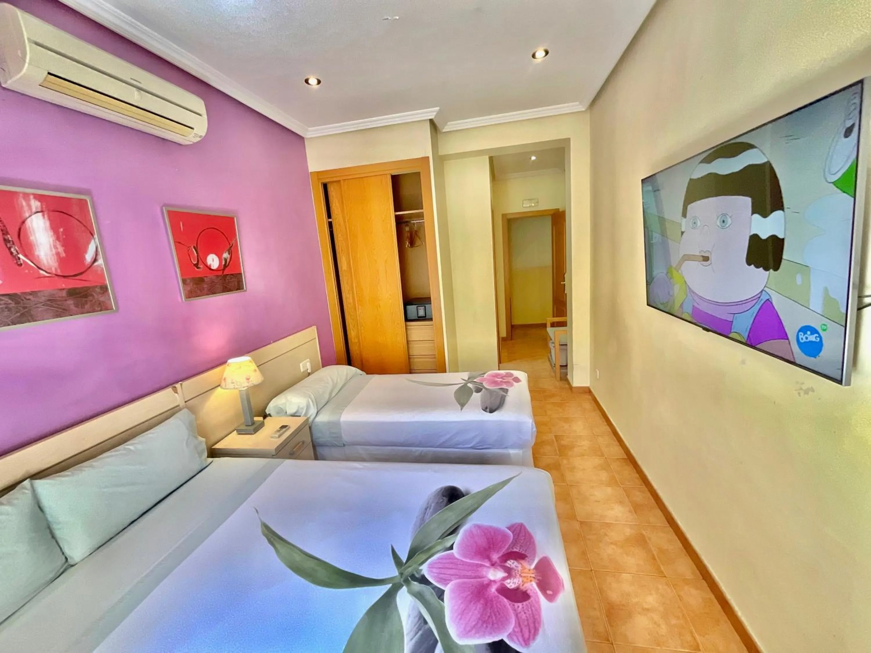 Bedroom in Luz Madrid Rooms