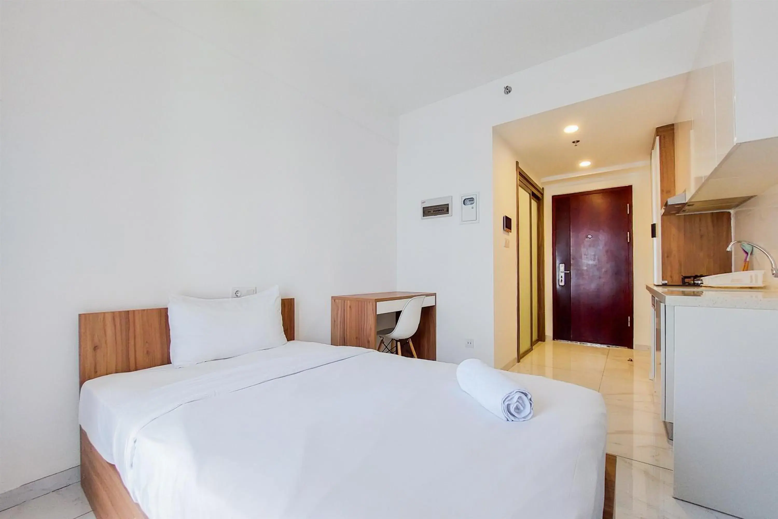 Wonderful Studio Apartment at Sky House Alam Sutera By Travelio Wonderful Studio Apartment at Sky House Alam Sutera By Travelio