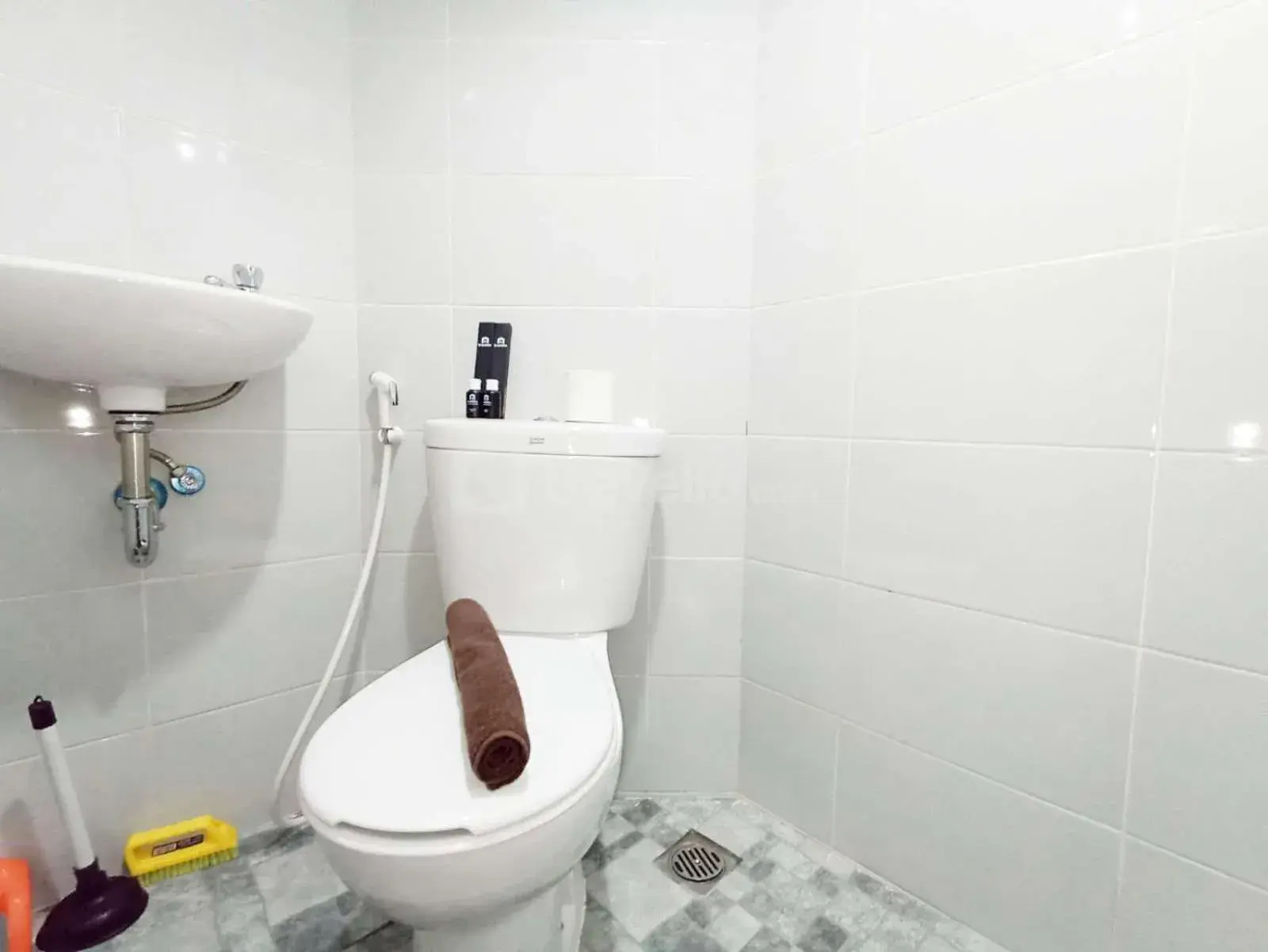 Best Deal and Homey Studio Apartment Amartha View By Travelio Best Deal and Homey Studio Apartment Amartha View By Travelio