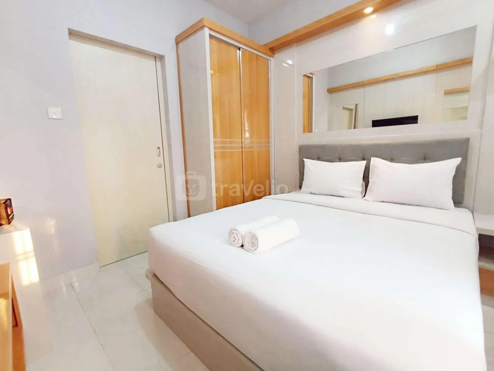 Best Deal and Homey Studio Apartment Amartha View By Travelio