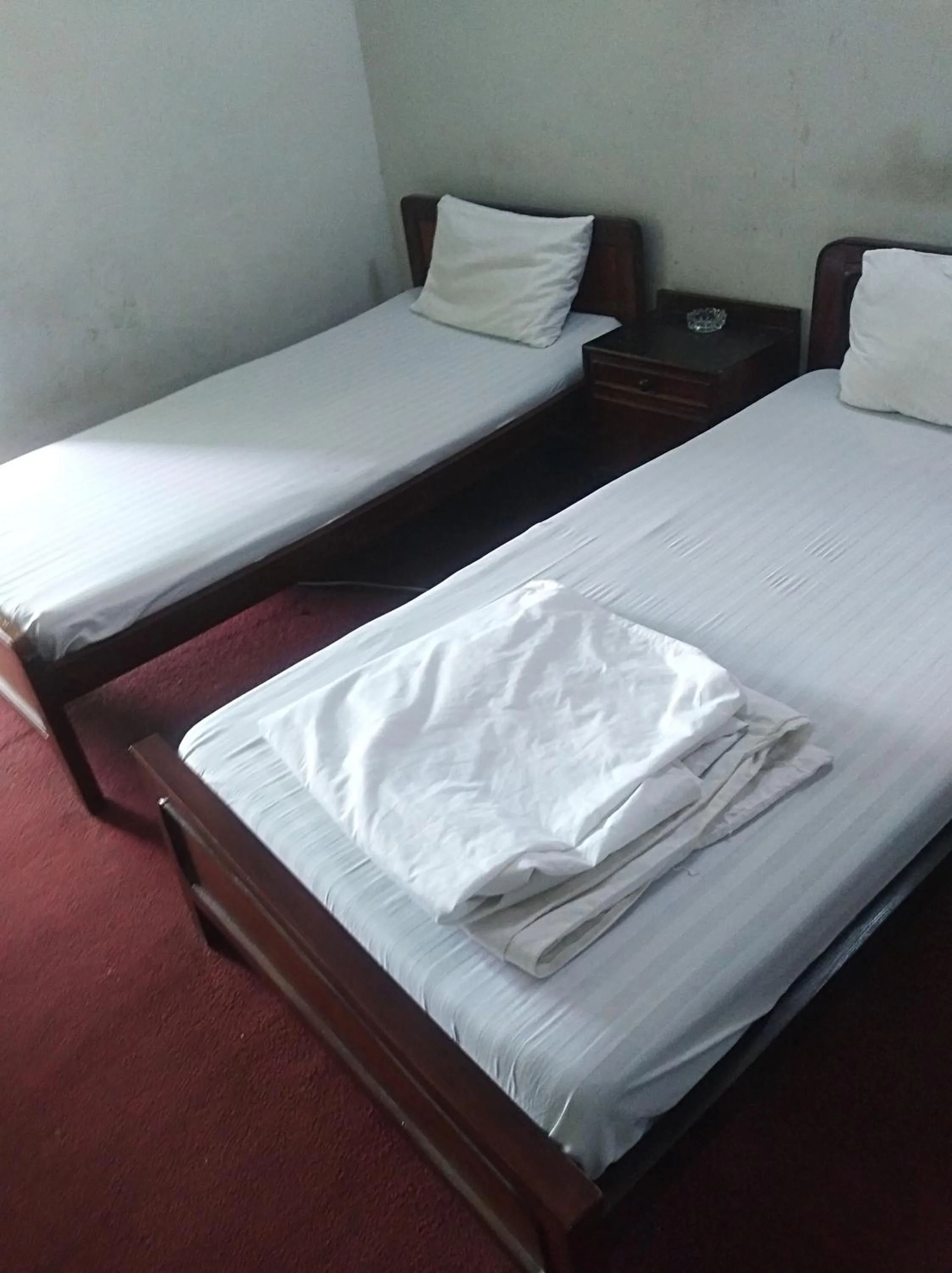 Bed in Hotel AL-Habib Islamabad