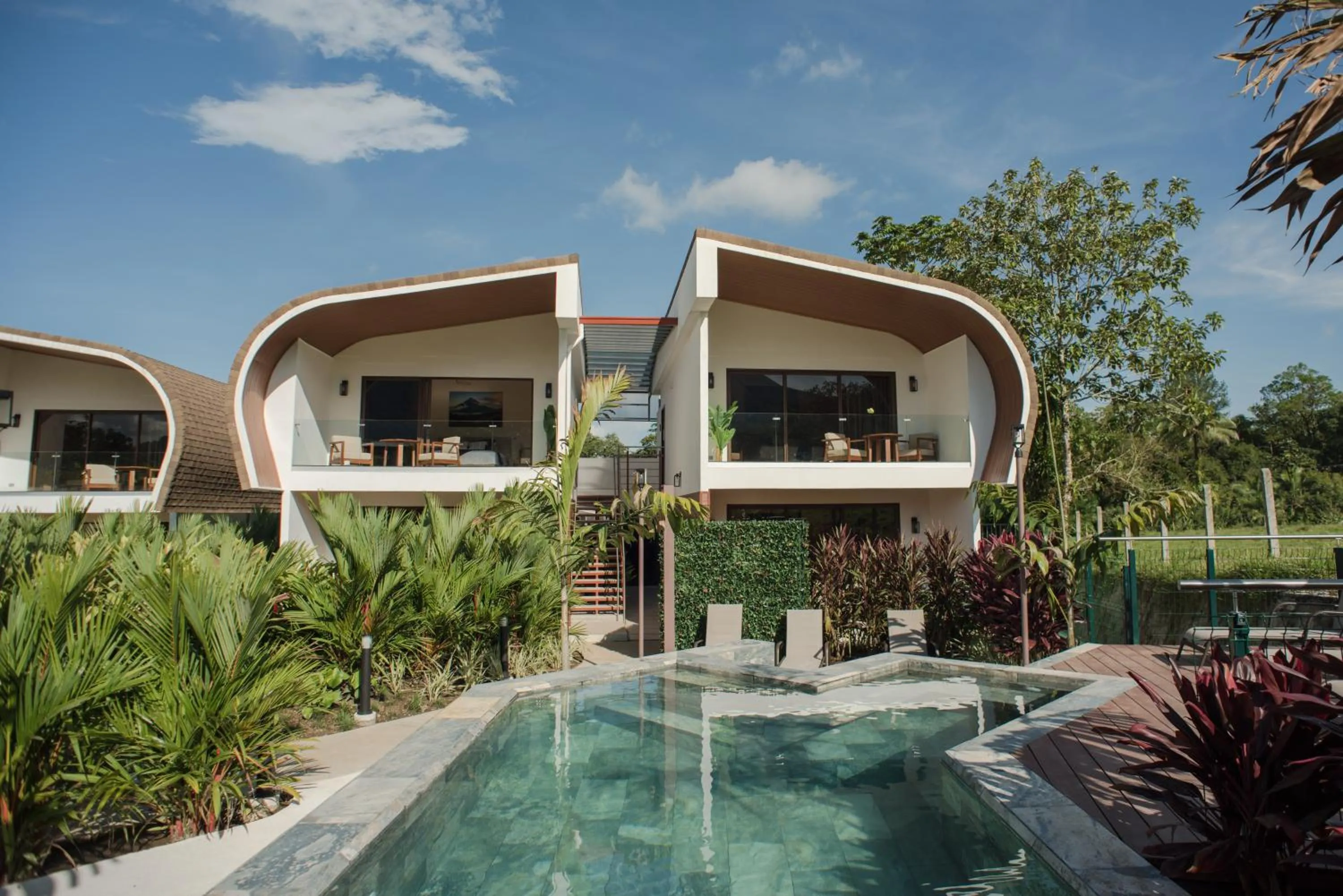 Property building in Fortuna Retreat