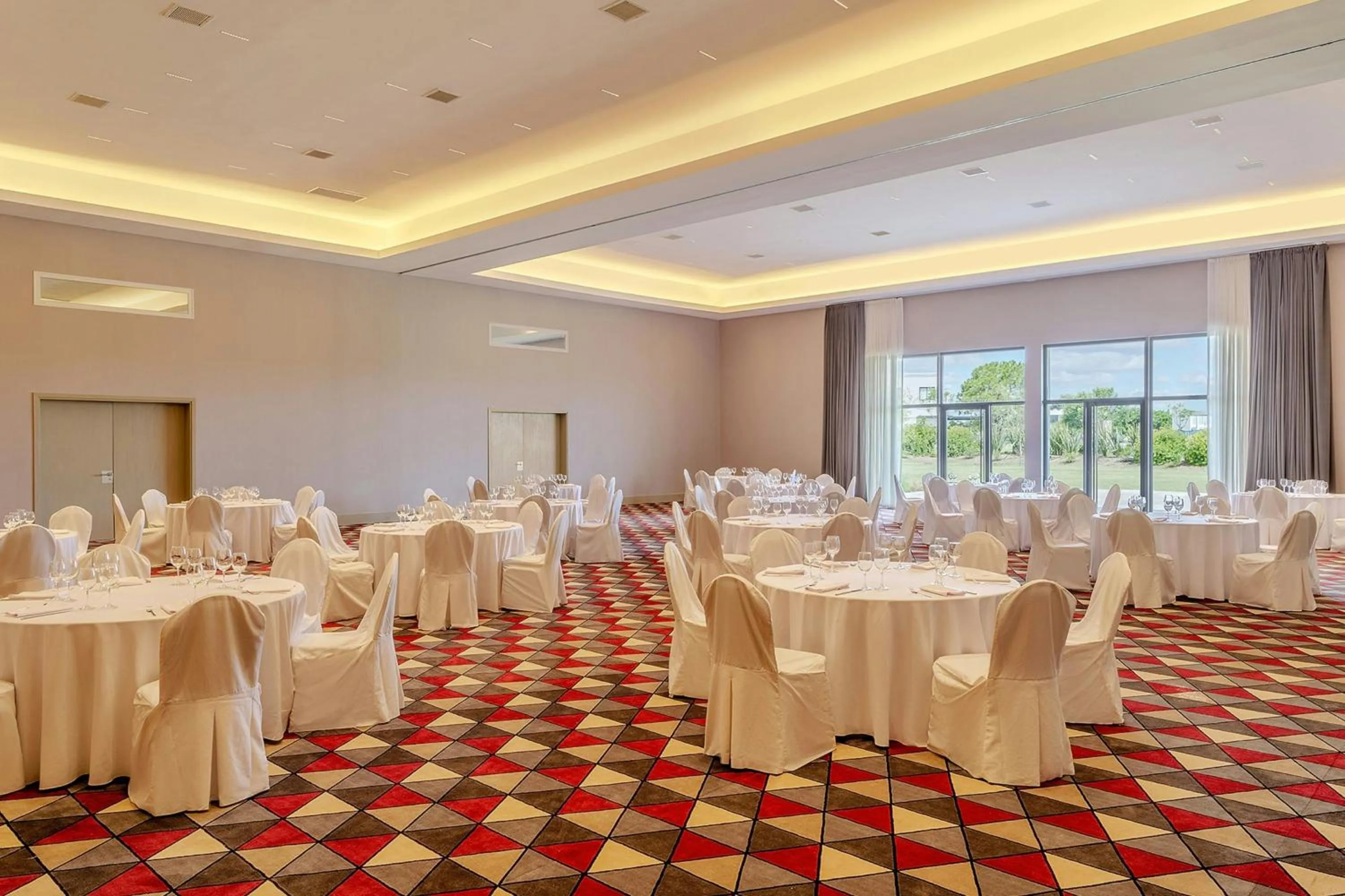 Meeting/conference room in Sheraton Buenos Aires Greenville Polo & Resort