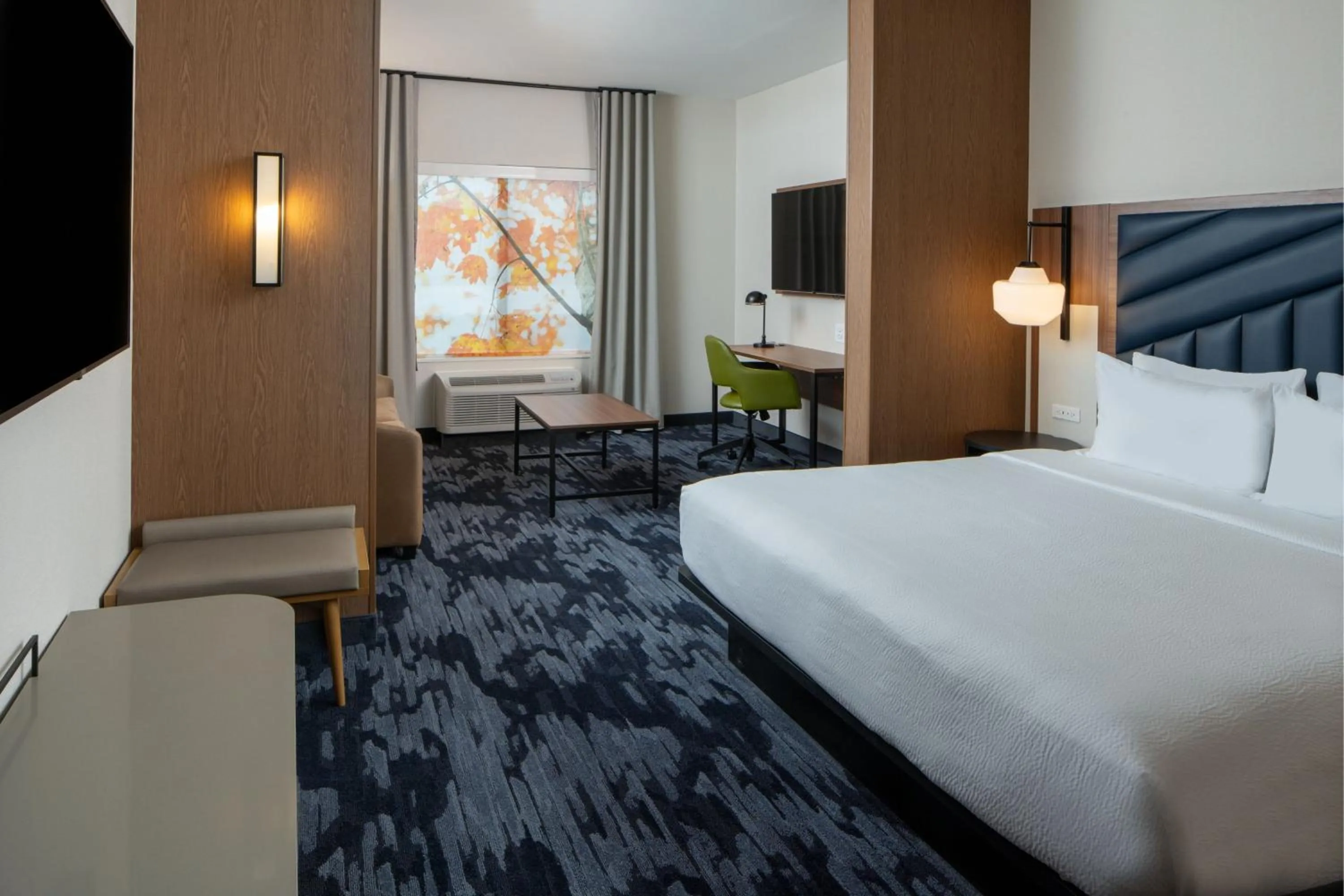 Photo of the whole room, Bed in Fairfield by Marriott Inn & Suites Southaven Snowden Grove