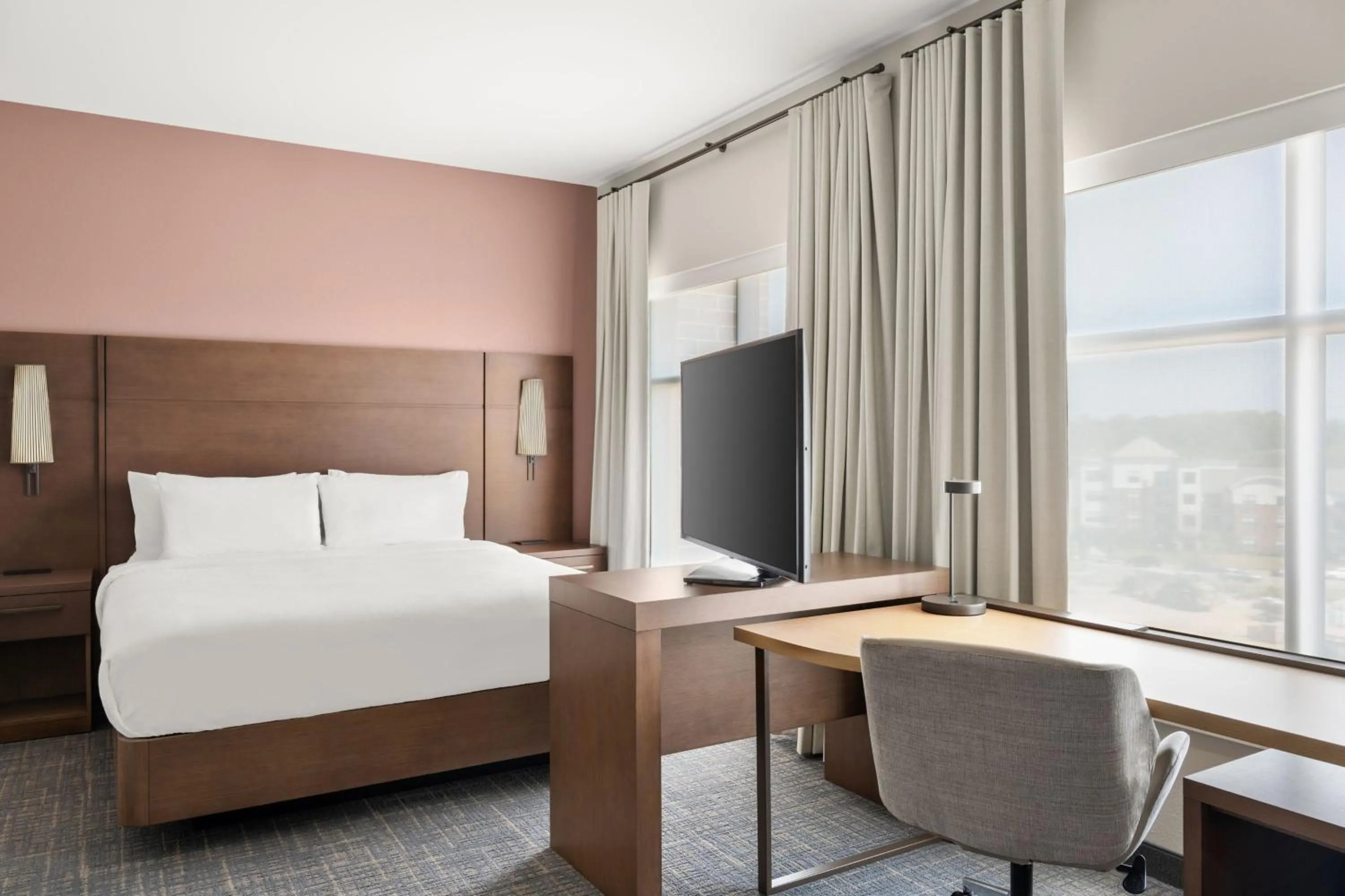 Bedroom, Bed in Residence Inn by Marriott Milwaukee Brookfield at Poplar Creek