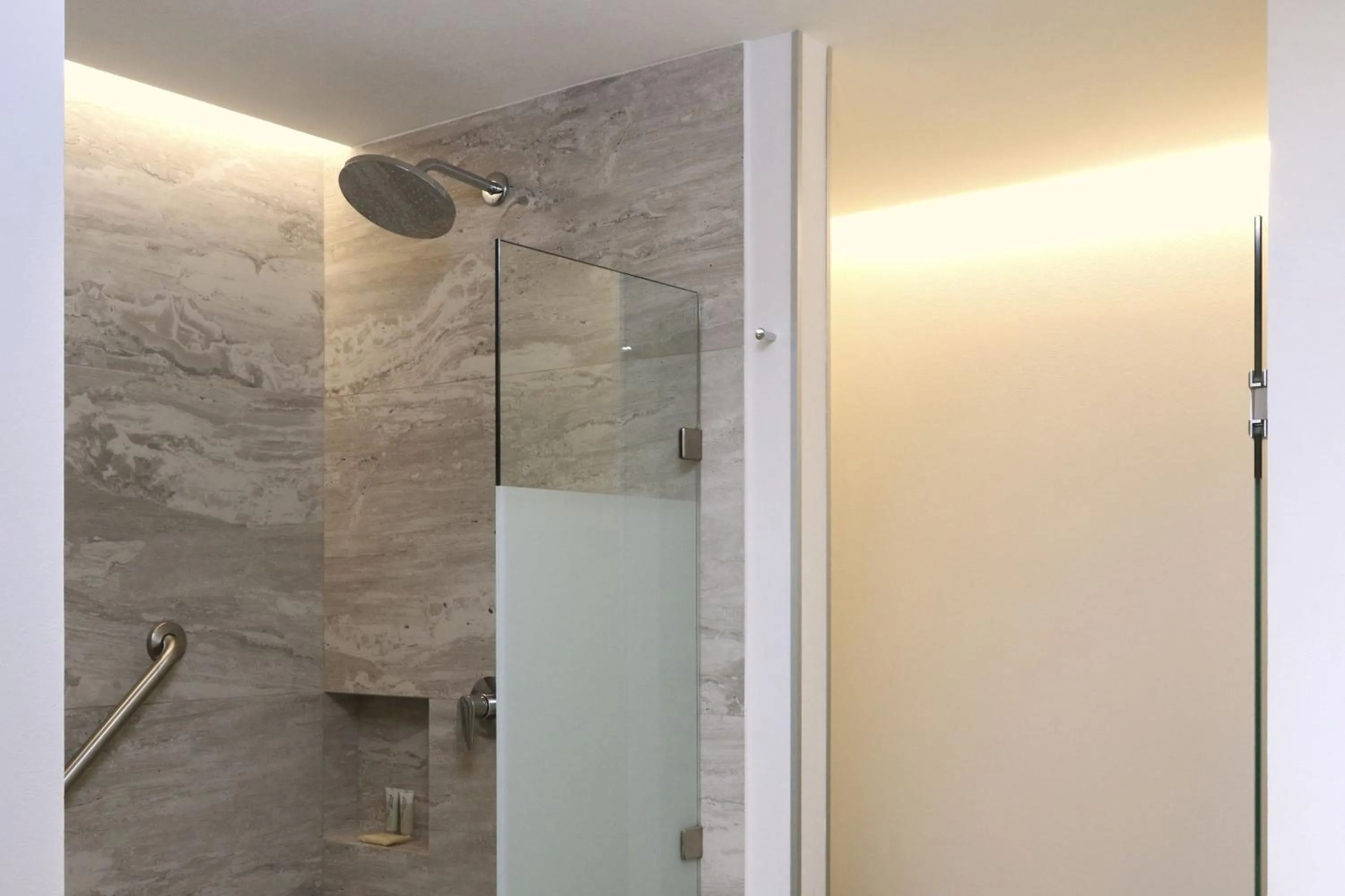 Bathroom in City Express Plus by Marriott Monterrey Centro