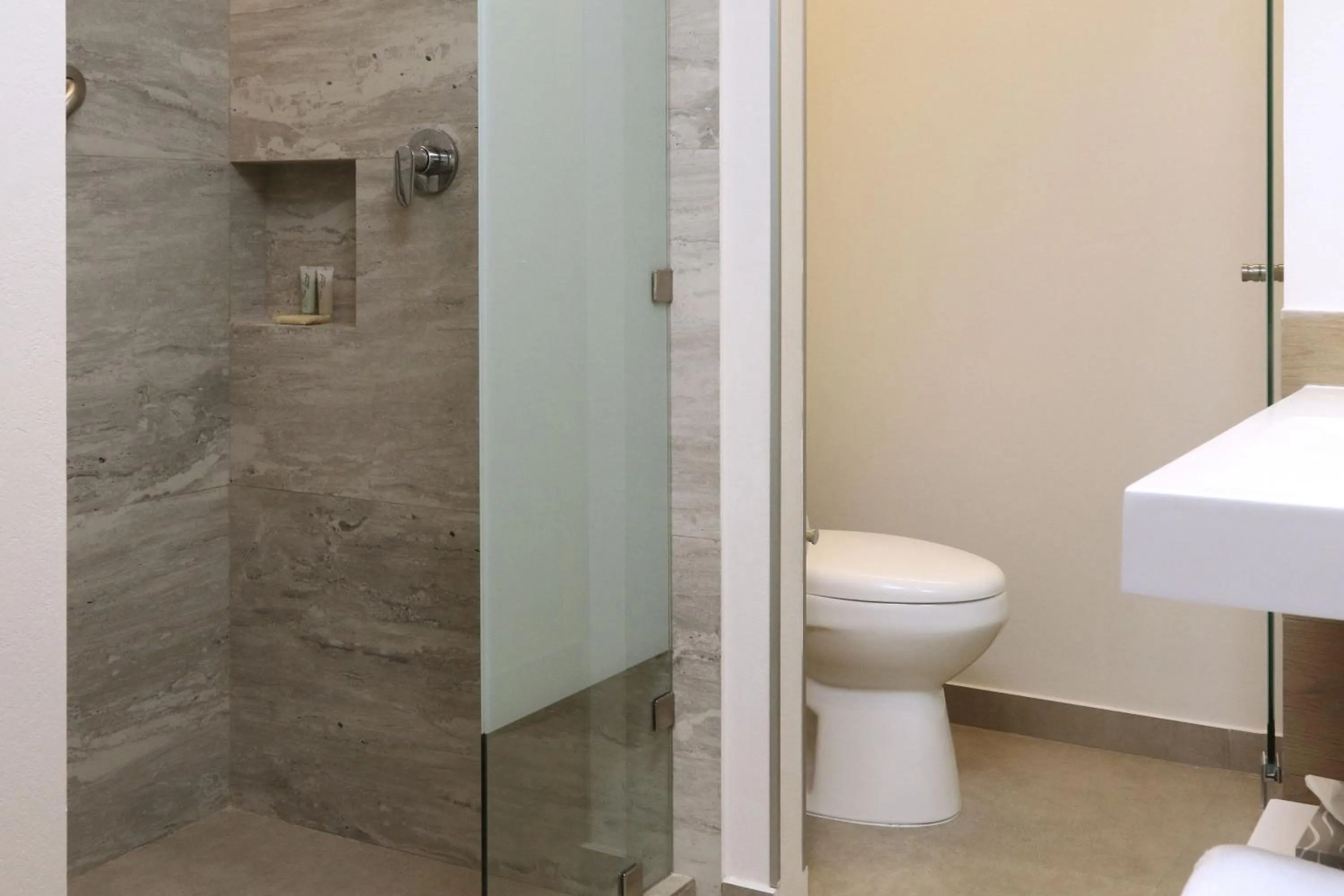 Bathroom in City Express Plus by Marriott Monterrey Centro