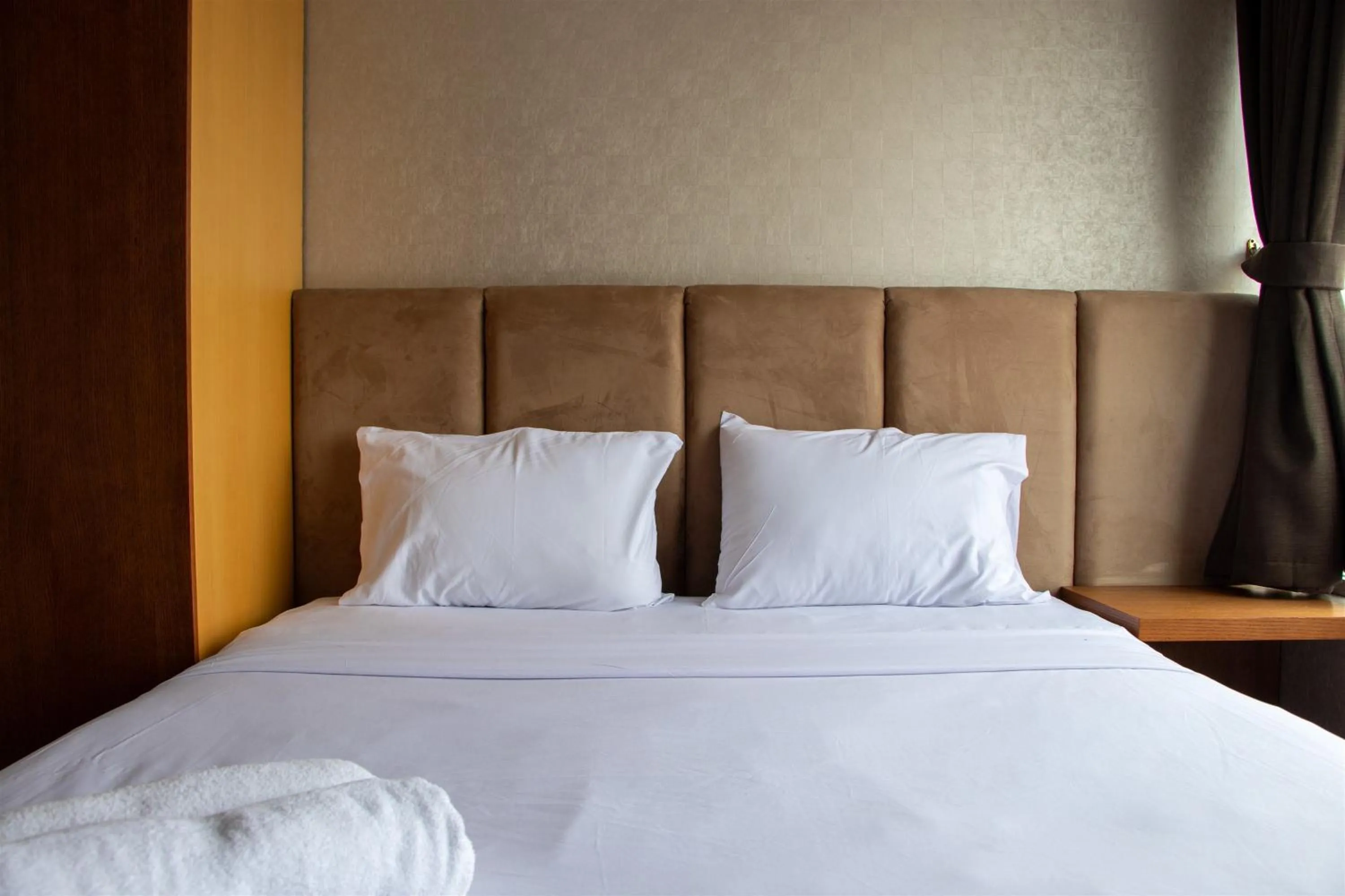 Comfort 2BR at Nifarro Park Apartment By Travelio