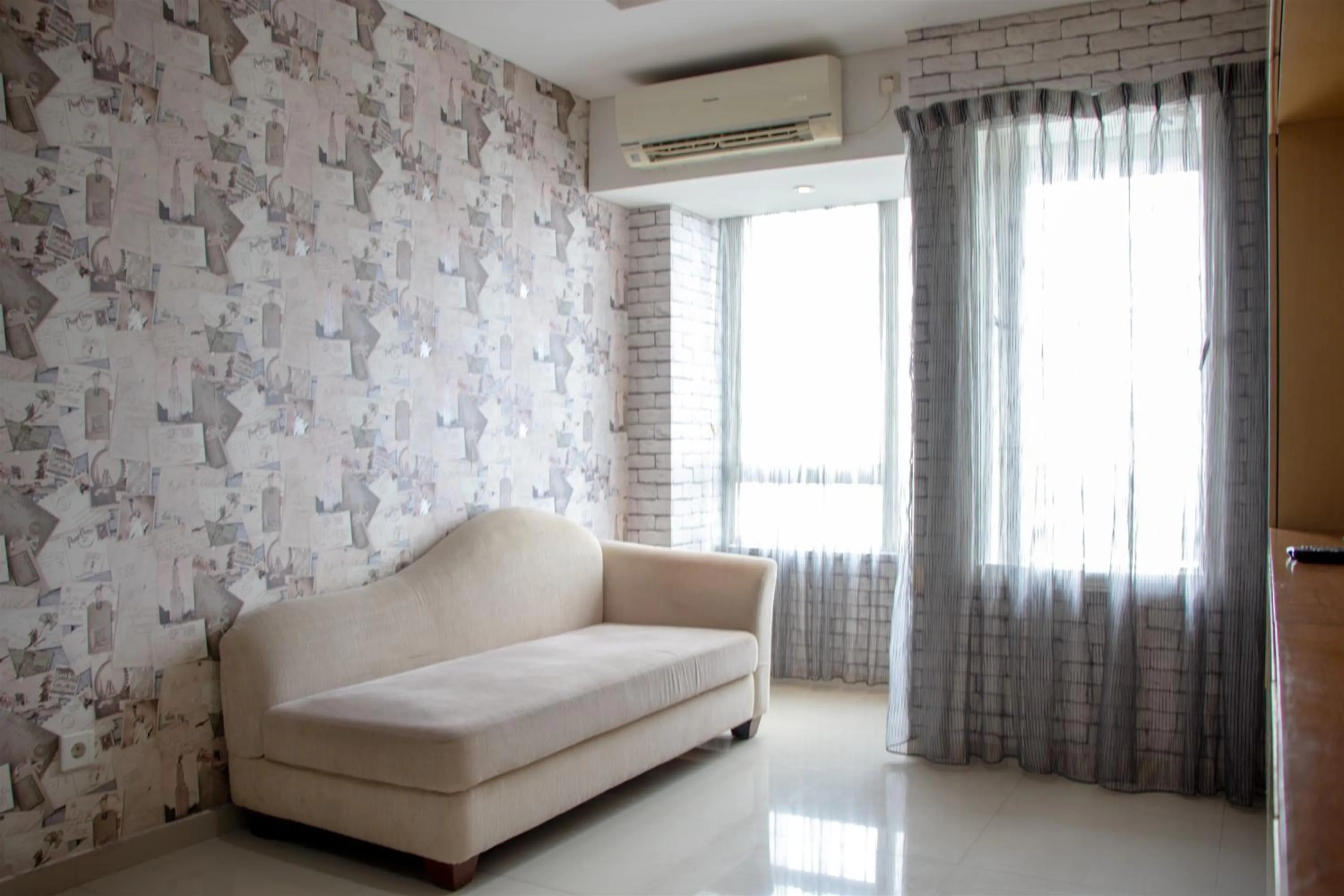 Comfort 2BR at Nifarro Park Apartment By Travelio