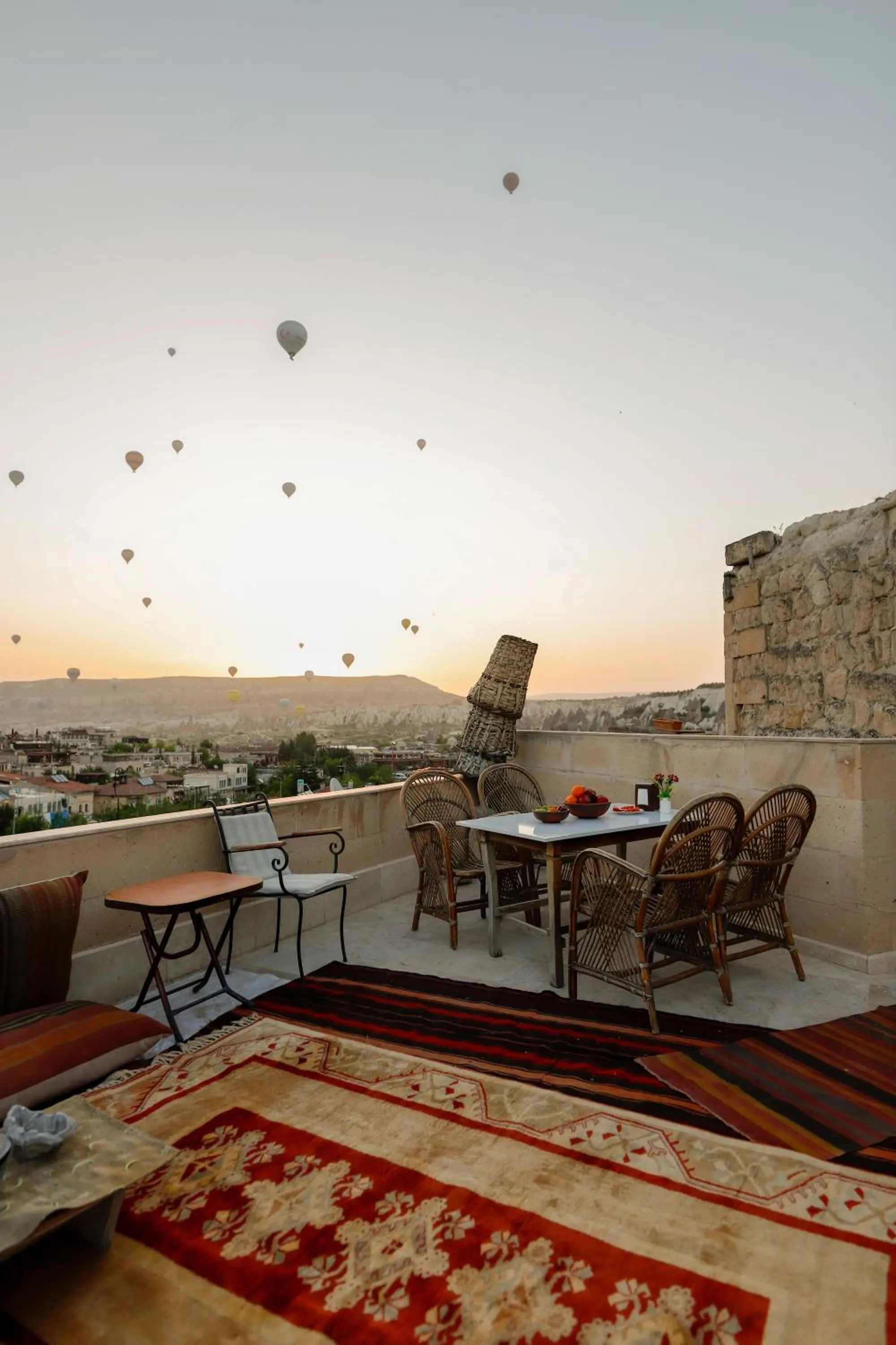 Balcony/Terrace in Güven Cave Hotel