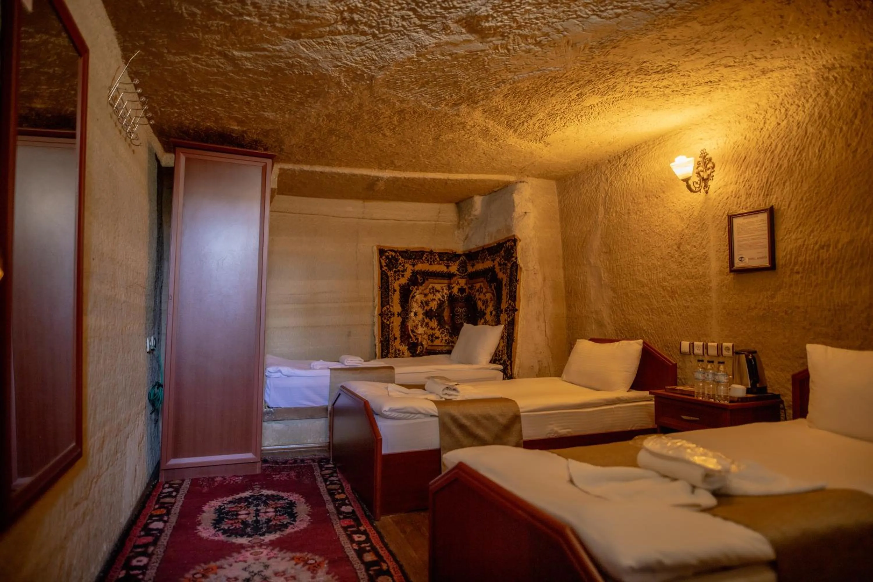 Photo of the whole room, Bed in Güven Cave Hotel