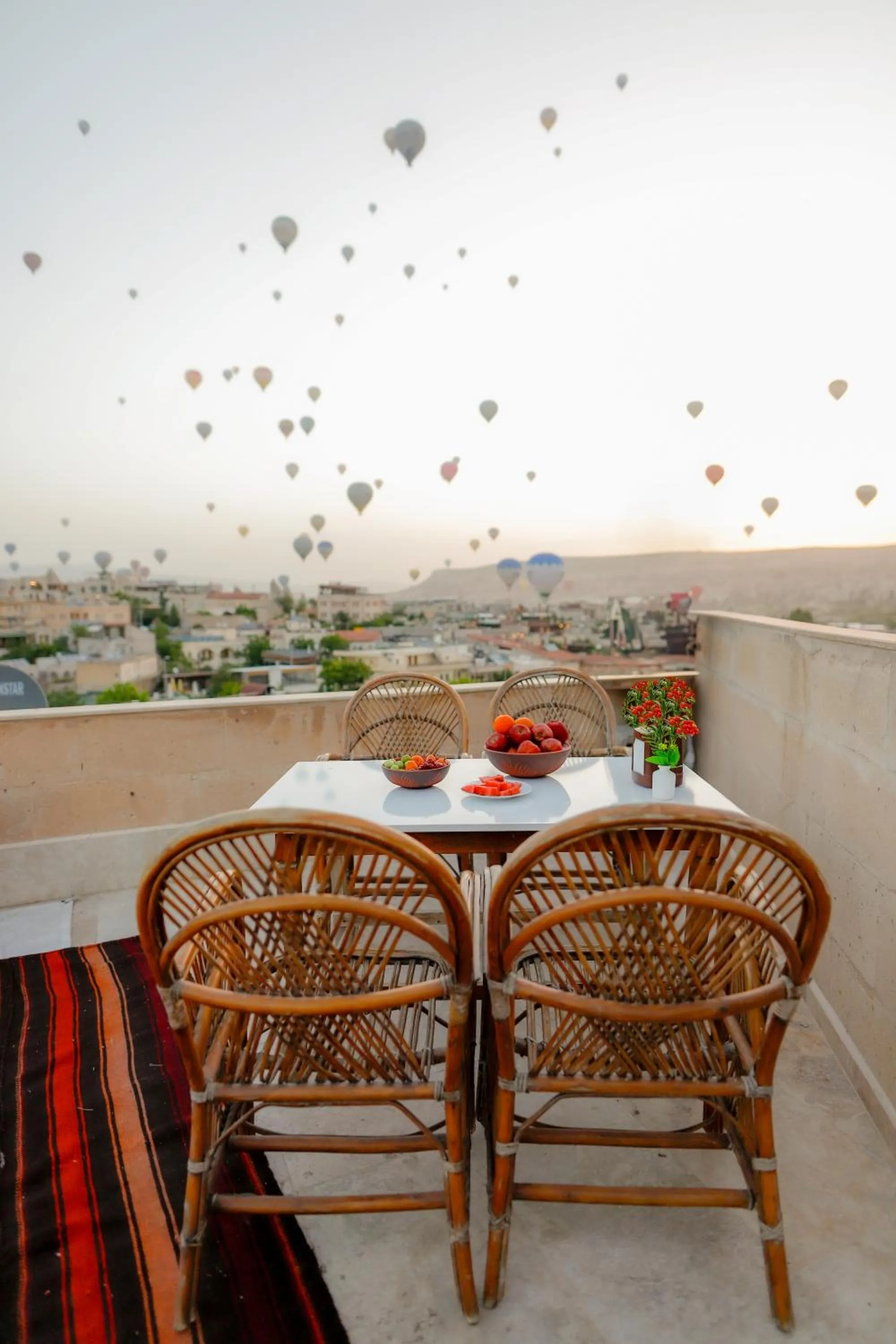 Balcony/Terrace in Güven Cave Hotel