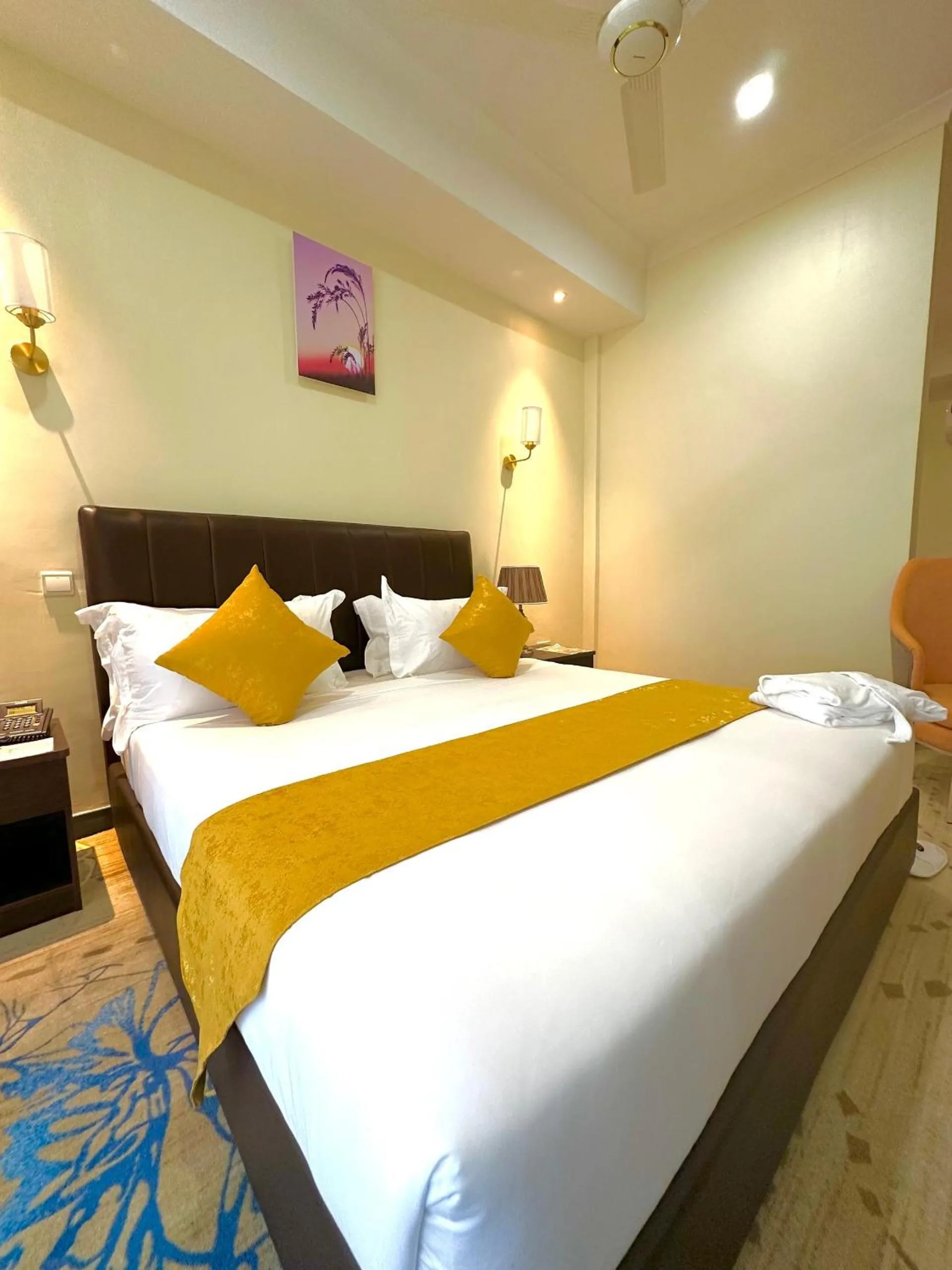 Bed in KIJICHI GATEWAY Hotel