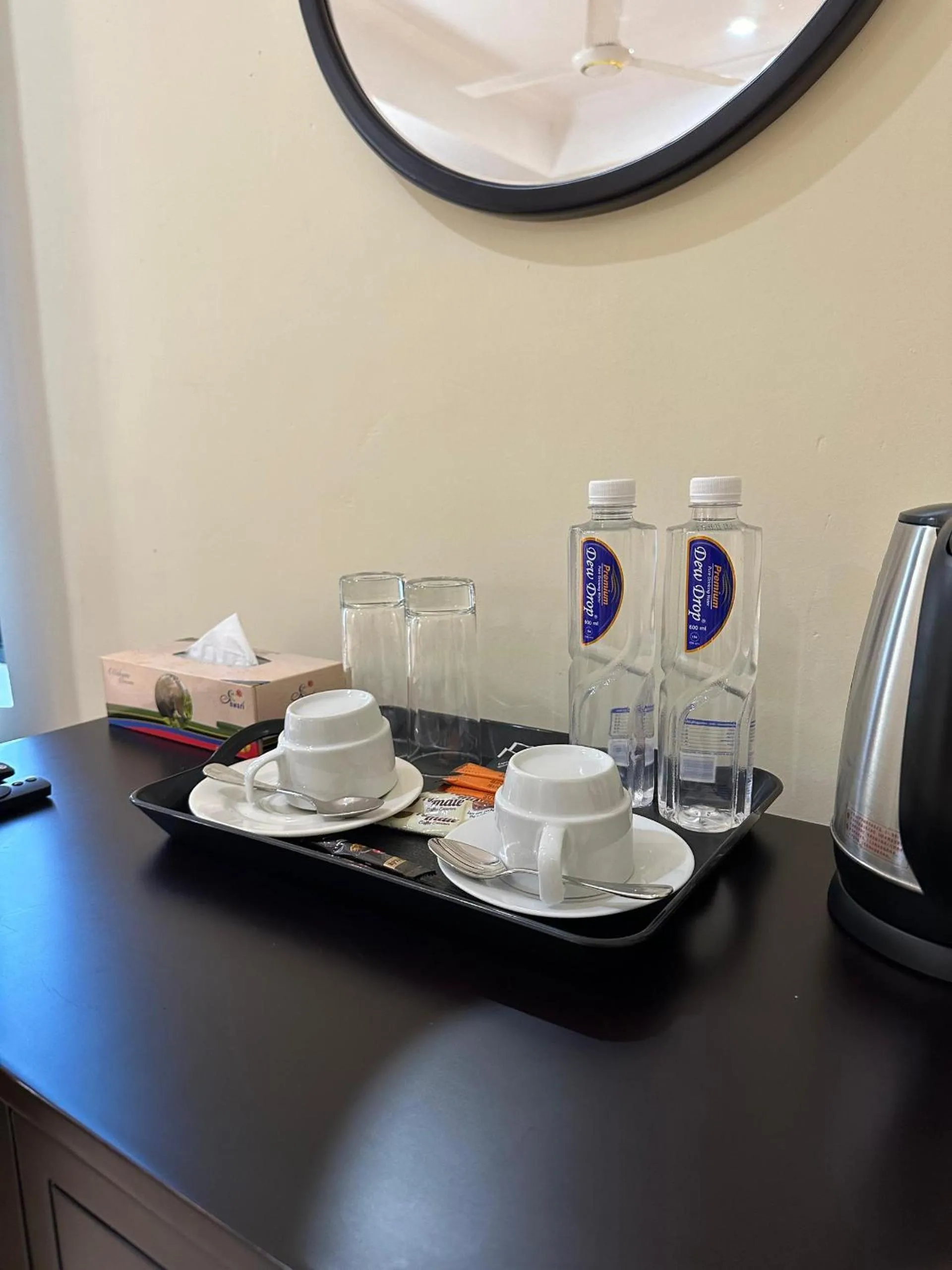 Coffee/tea facilities in KIJICHI GATEWAY Hotel