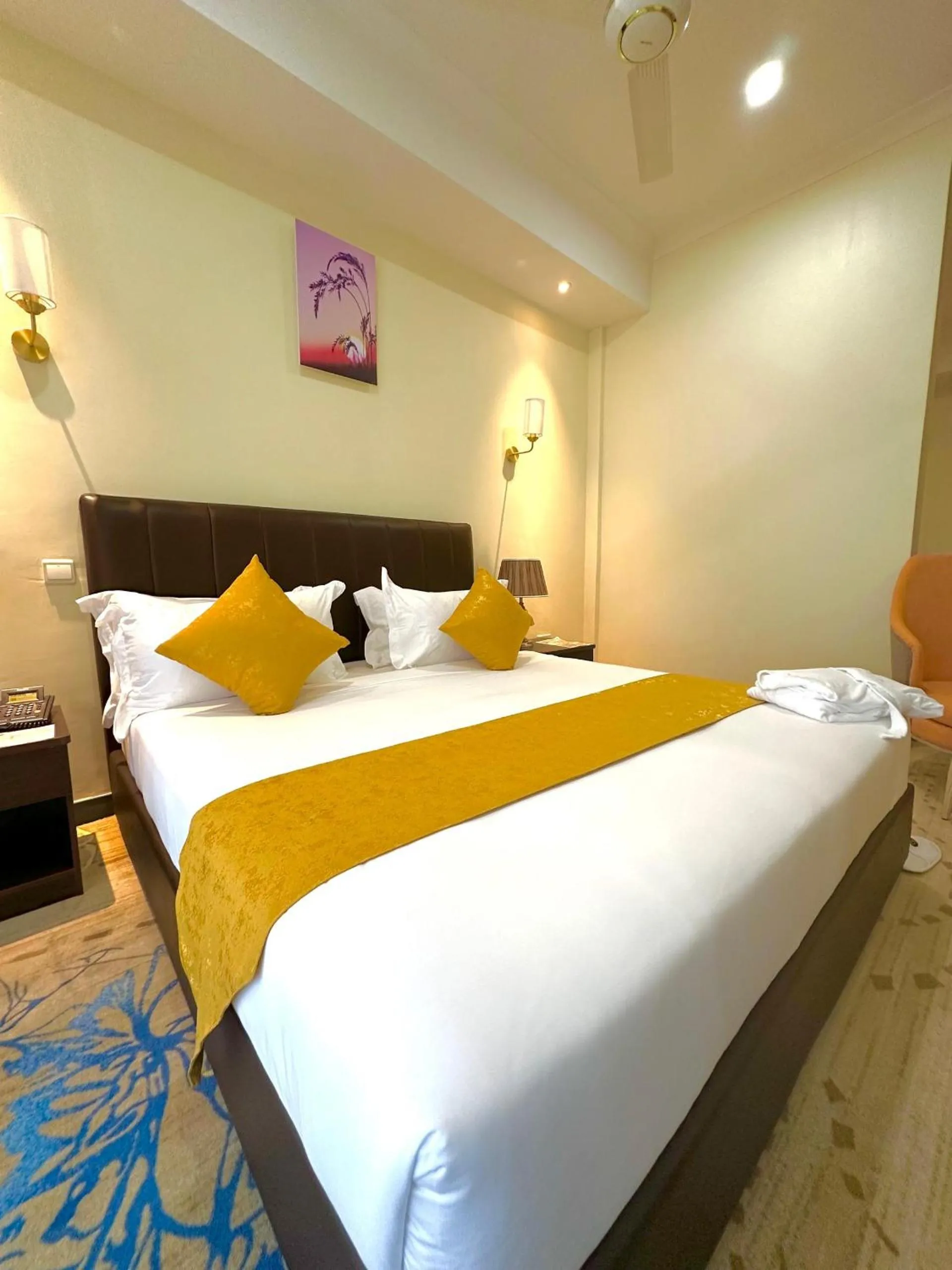 Bed in KIJICHI GATEWAY Hotel