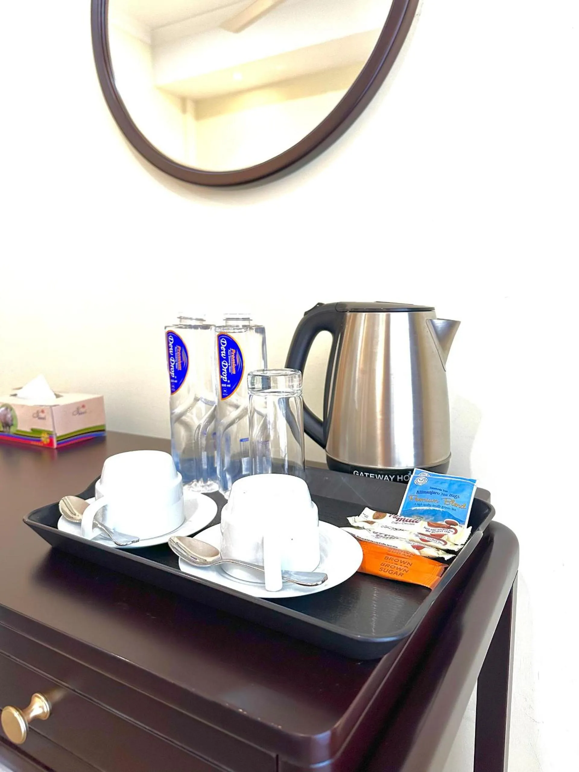 Coffee/tea facilities in KIJICHI GATEWAY Hotel