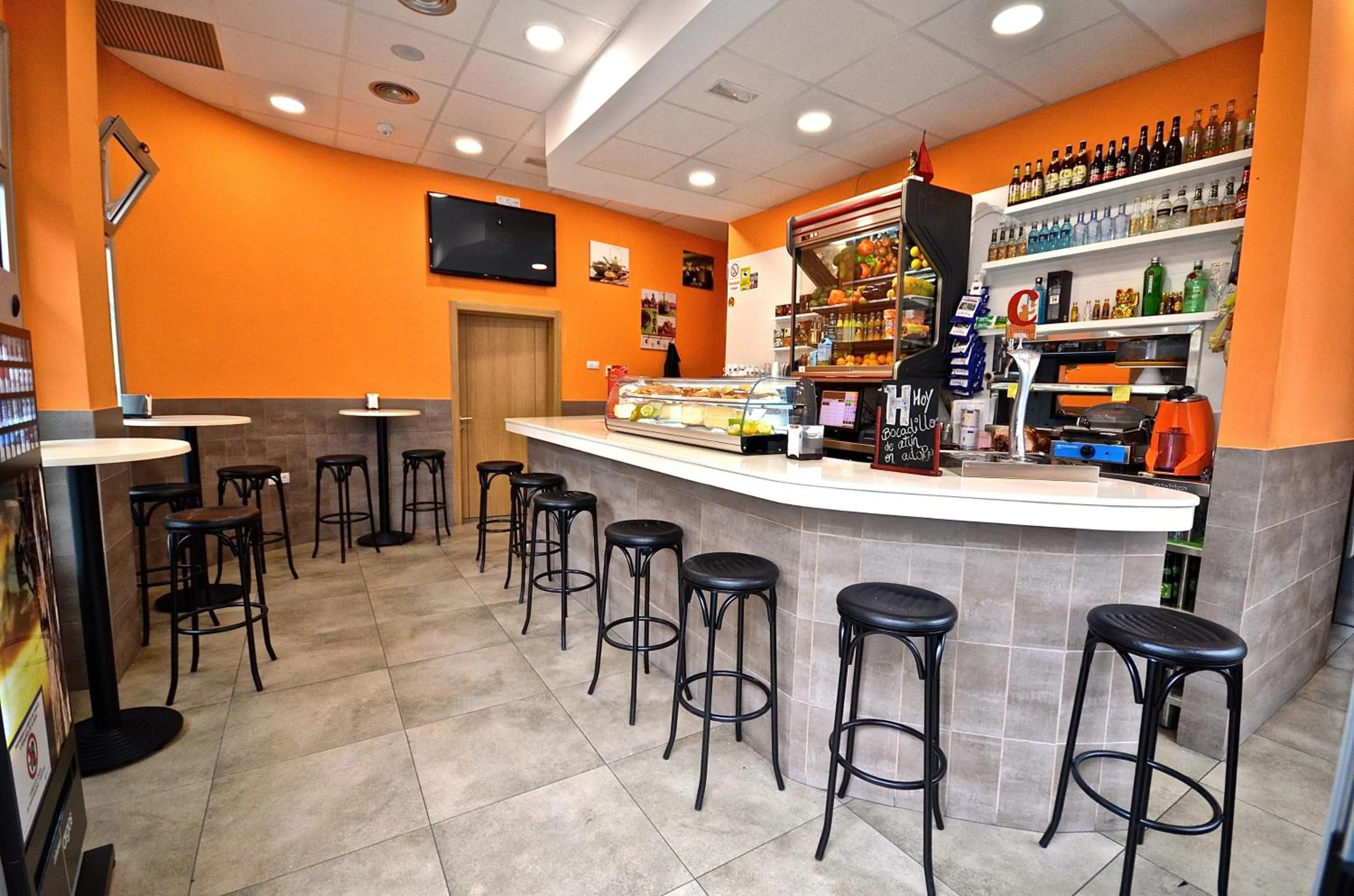 Lounge or bar in Hotel Puerto Canteras