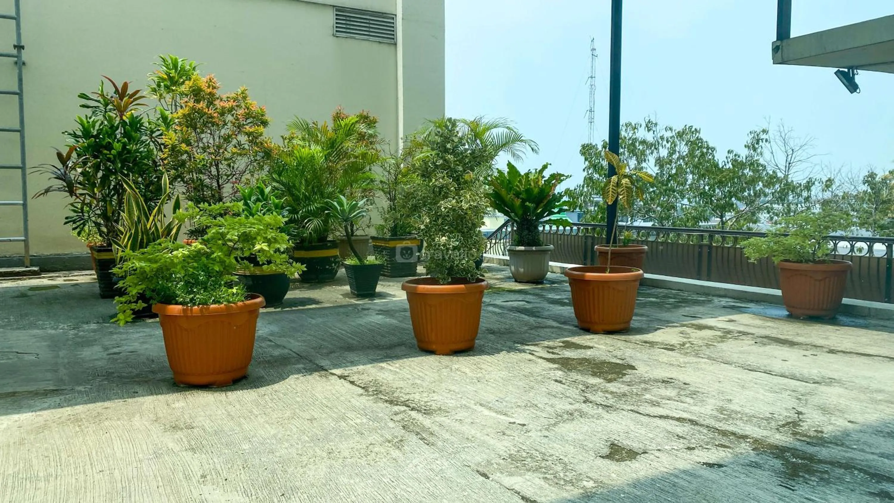 Property building in Modern and Homey 2BR at MT Haryono Square Apartment By Travelio