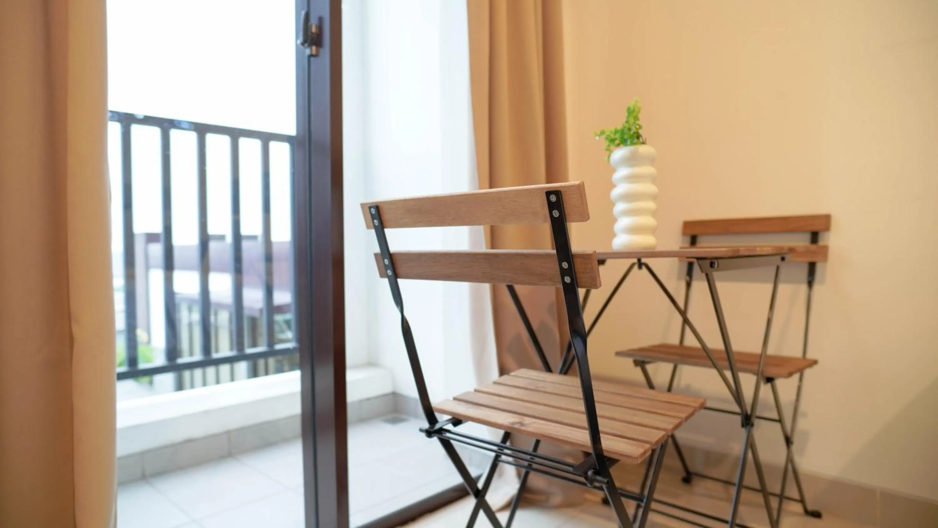 Spacious and Homey Studio at Cleon Park Apartment By Travelio