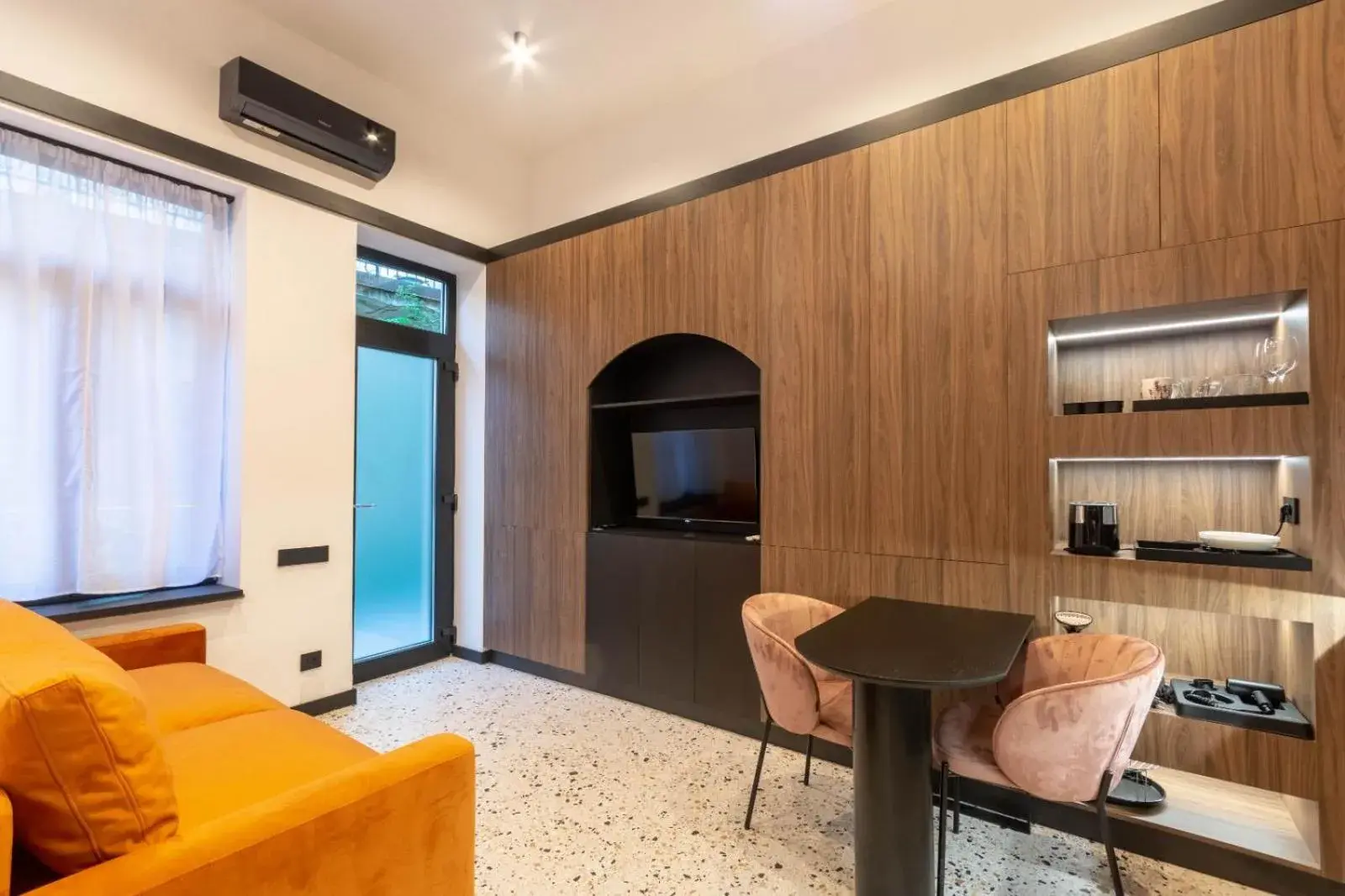 Jais Home-Moon Apartment Old Town Jais Home-Moon Apartment Old Town